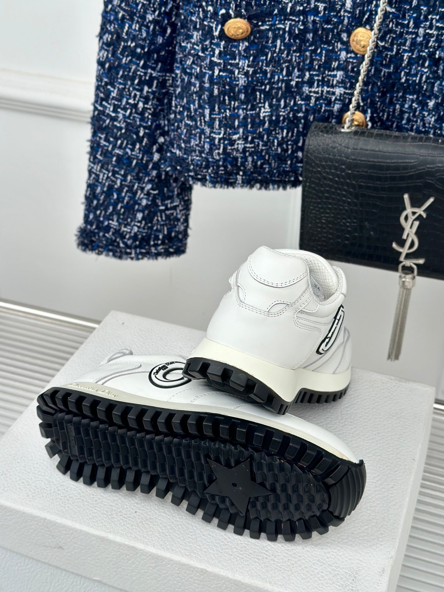 DIOR sneakers 101