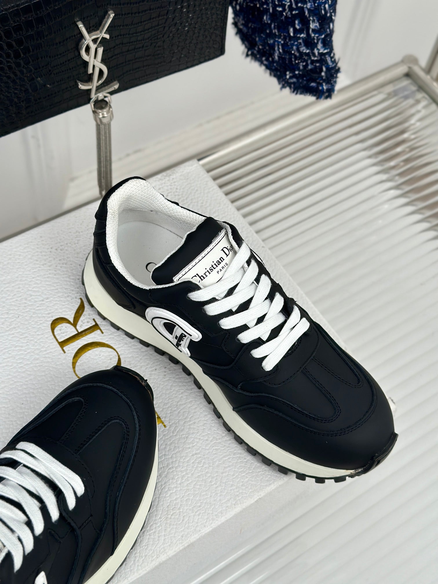 DIOR sneakers 102