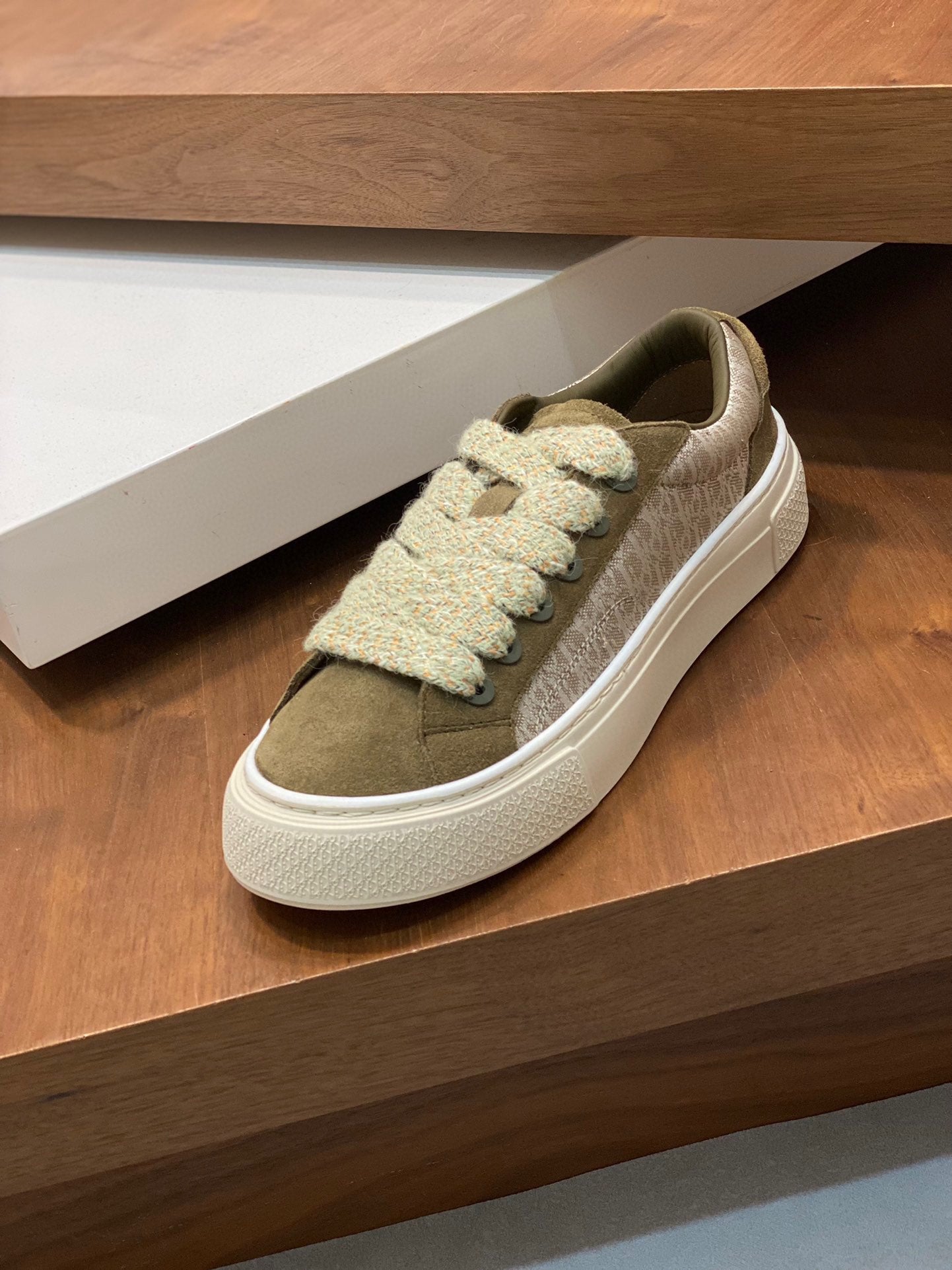 DIOR sneakers 103