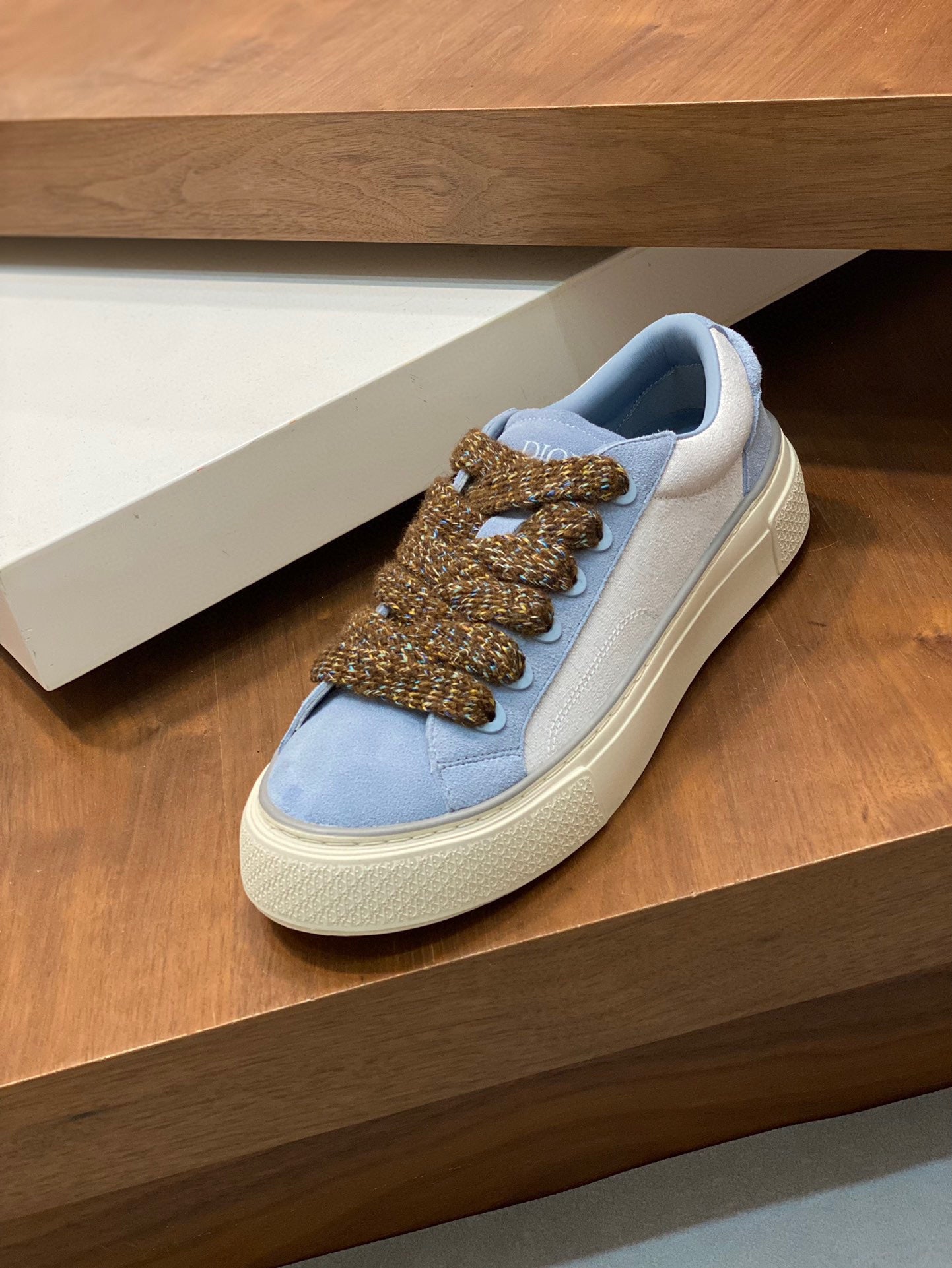 DIOR sneakers 104