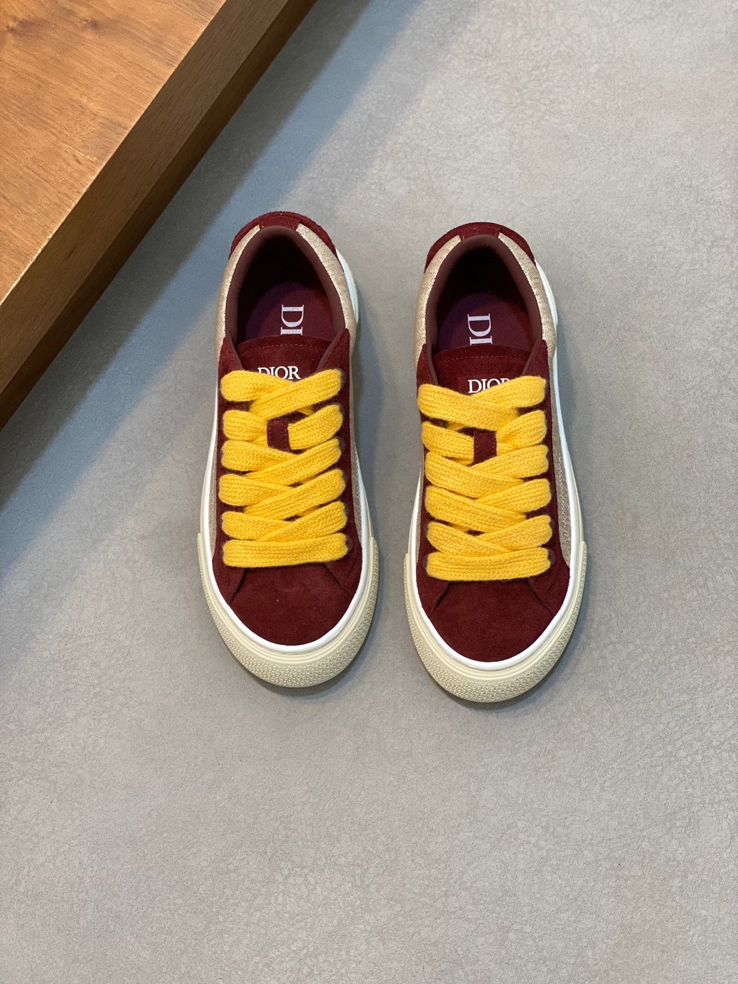 DIOR sneakers 106