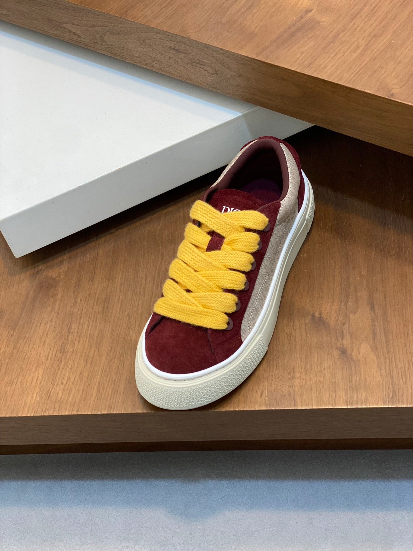 DIOR sneakers 106