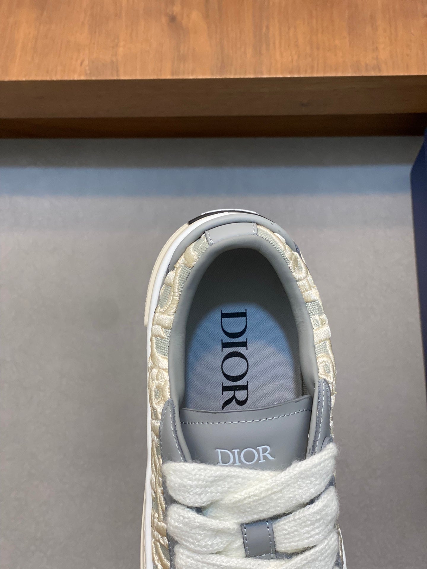 DIOR sneakers 110