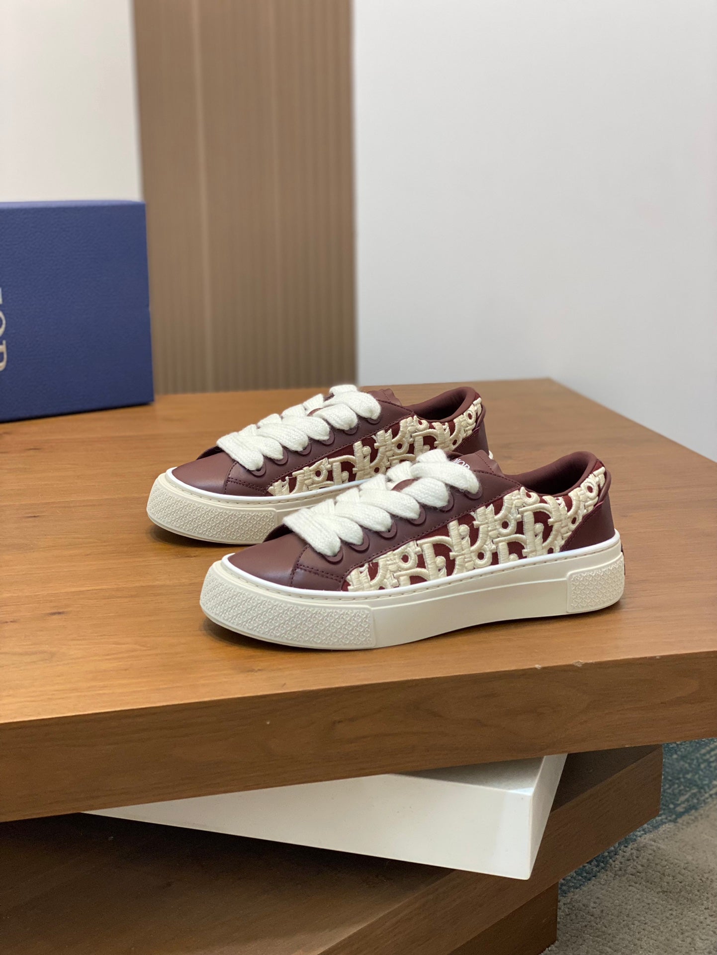 DIOR sneakers 111