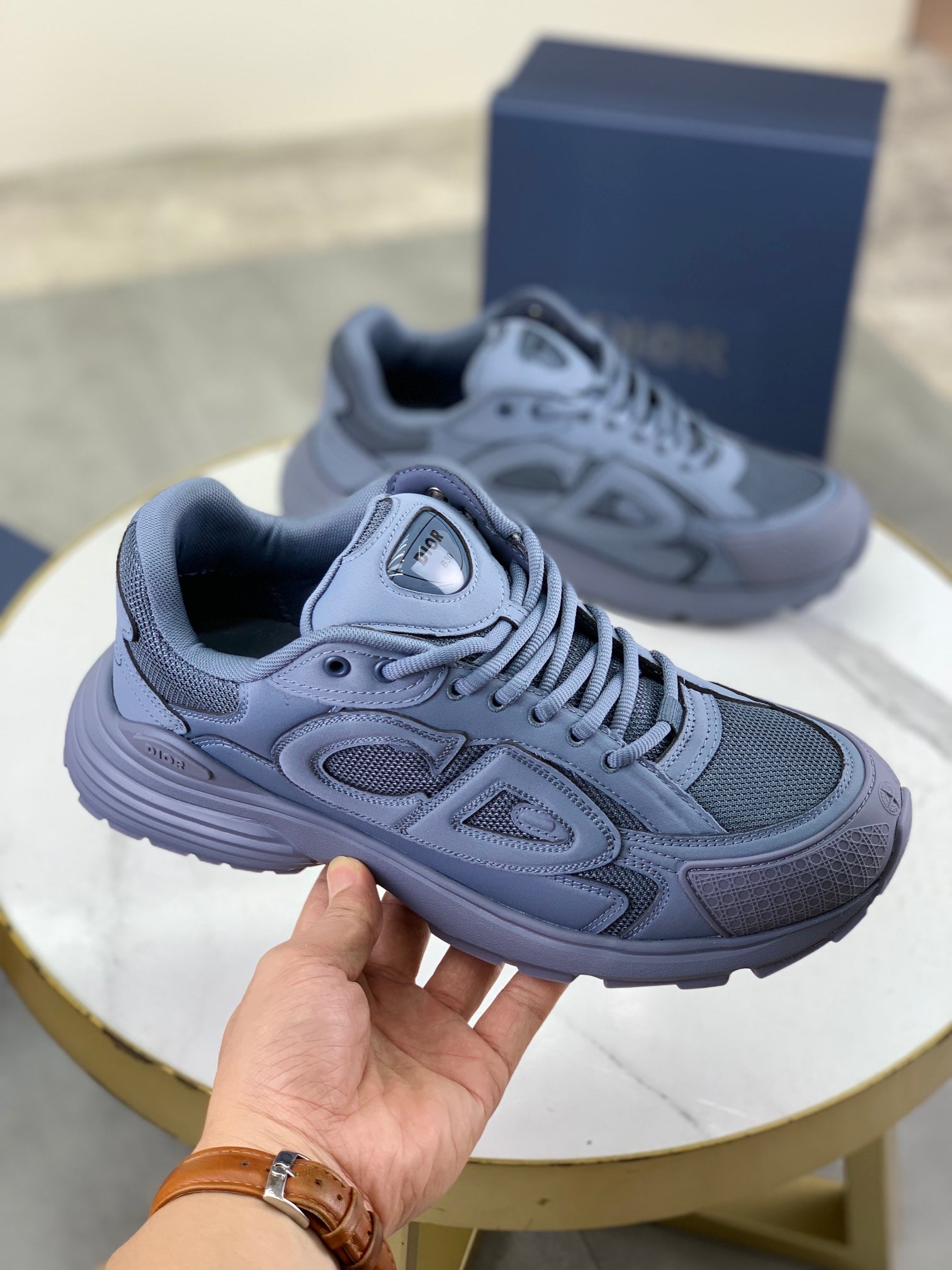 DIOR sneakers 112