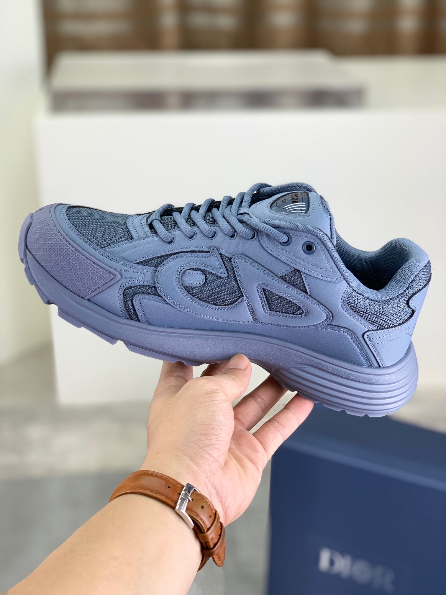 DIOR sneakers 112