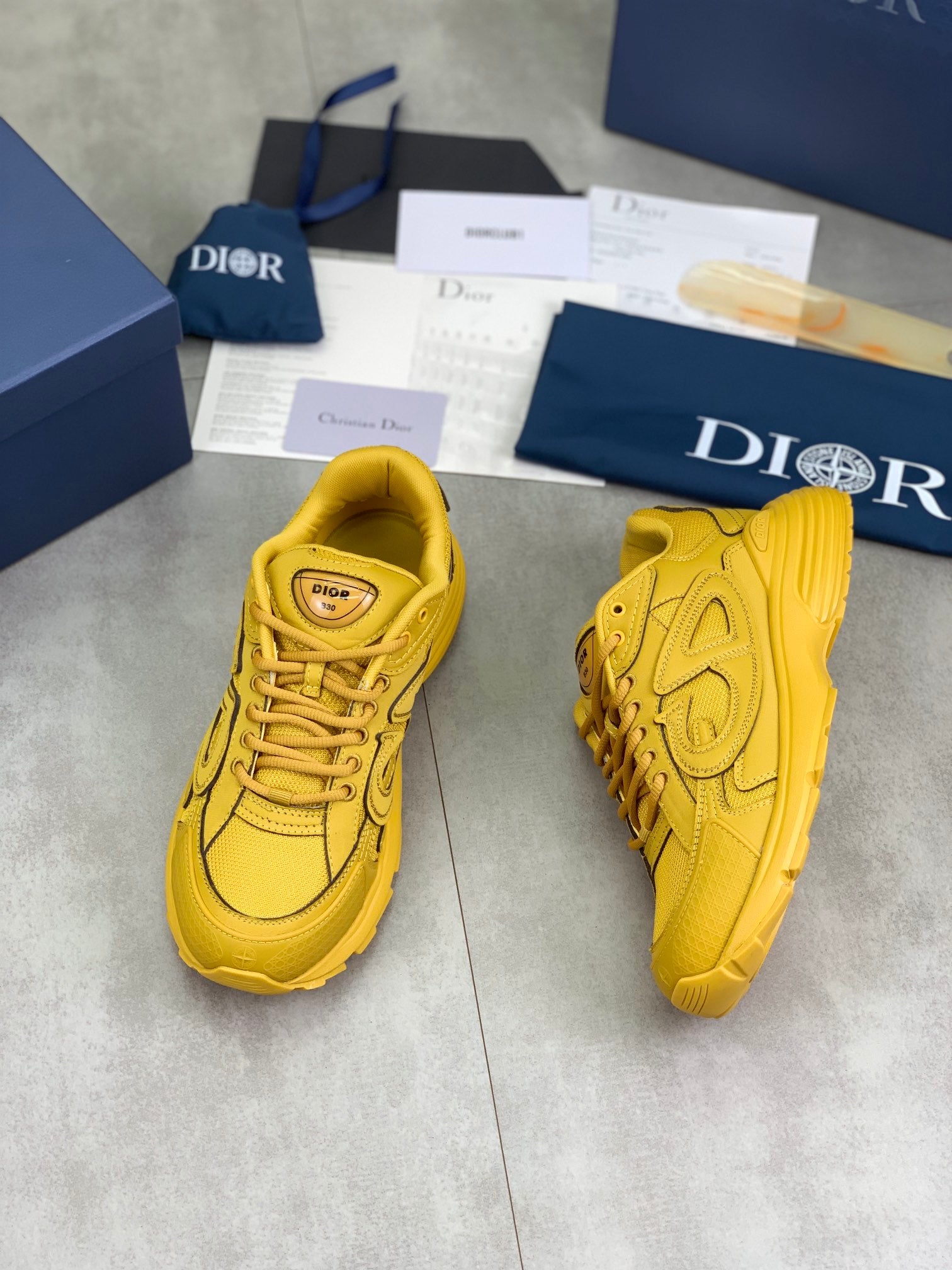 DIOR sneakers 117