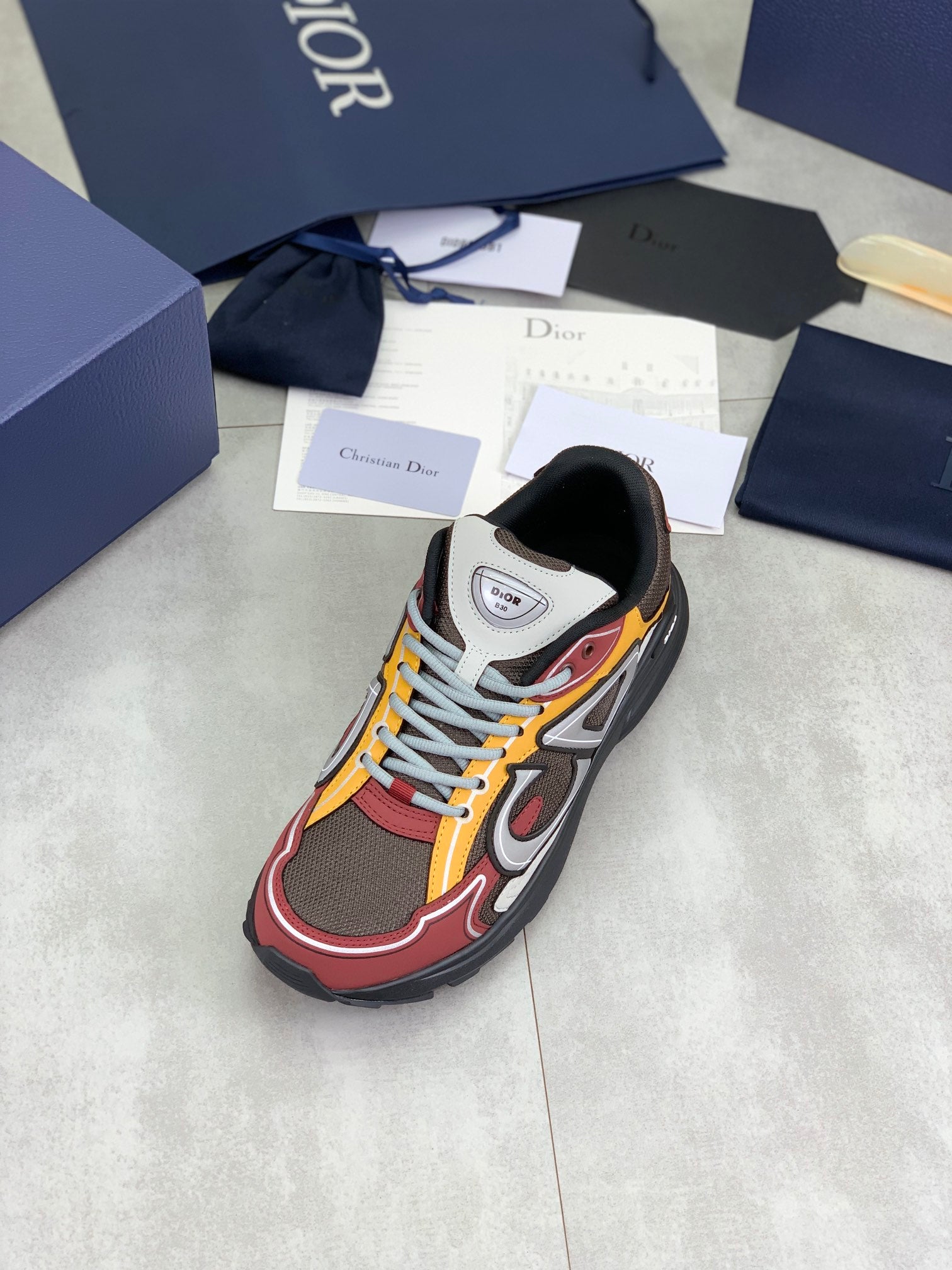 DIOR sneakers 118