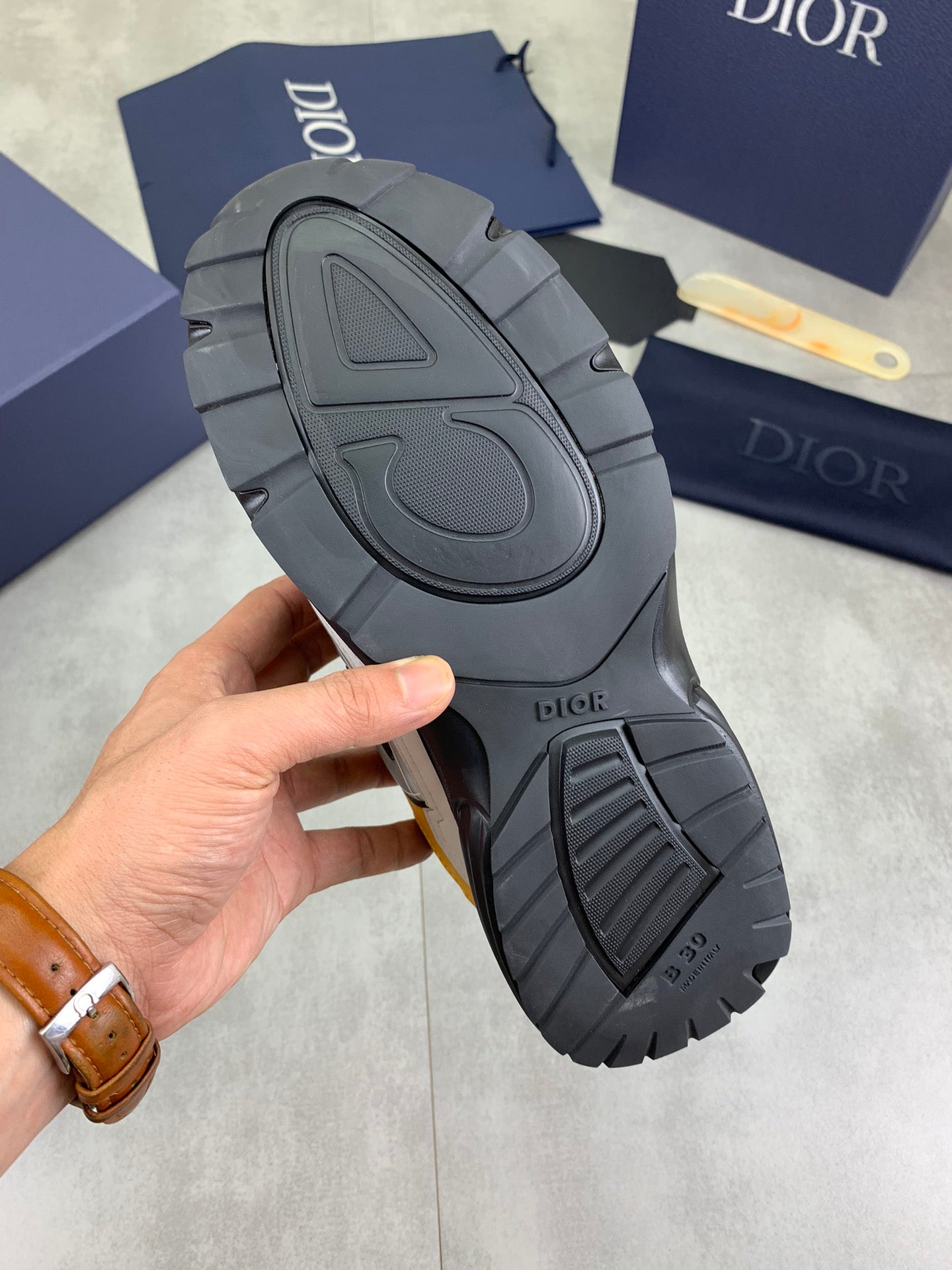 DIOR sneakers 118