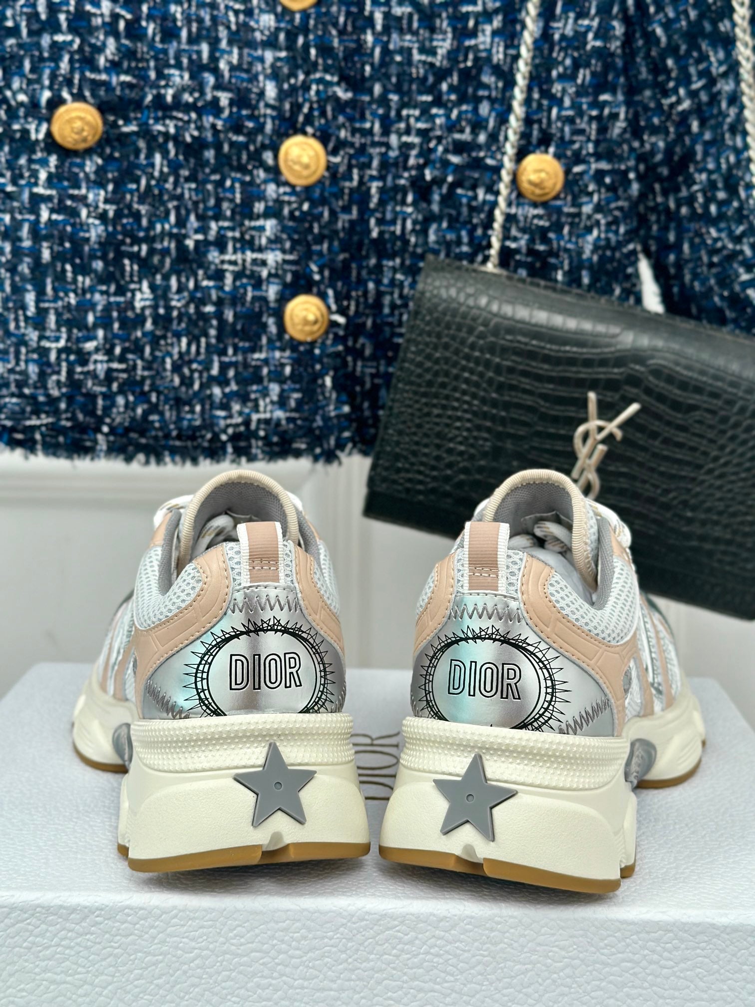 DIOR sneakers 119