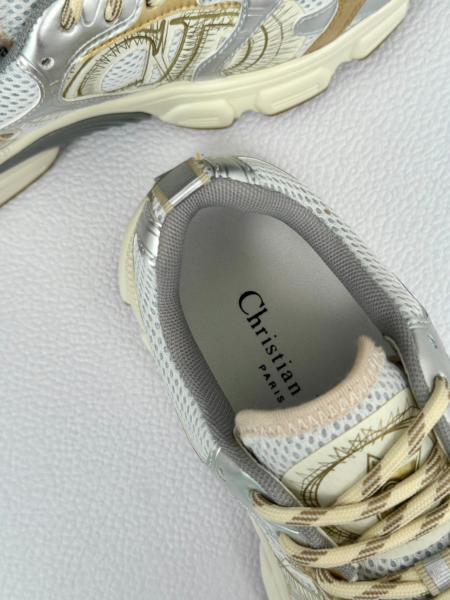 DIOR sneakers 121