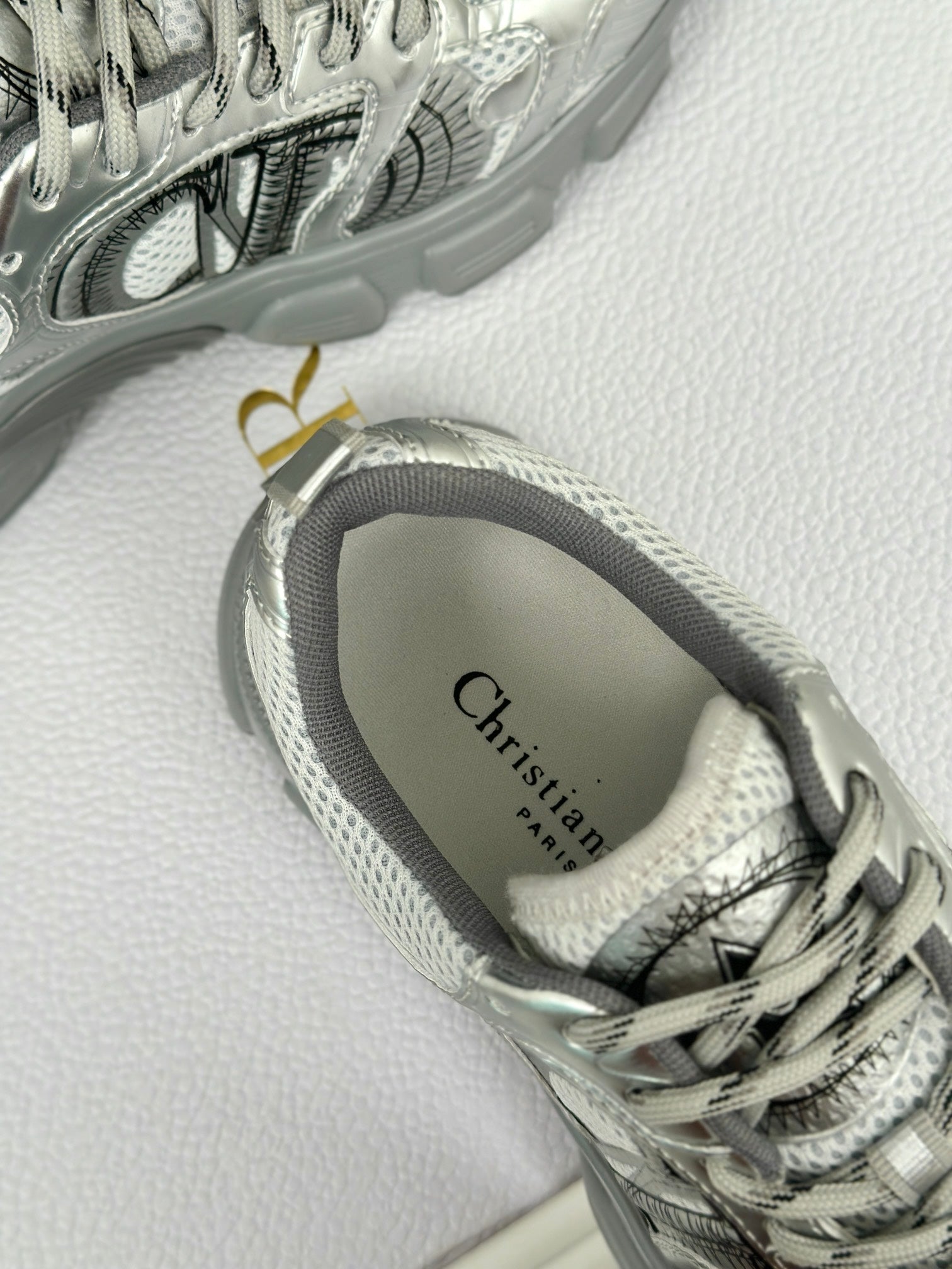 DIOR sneakers 122