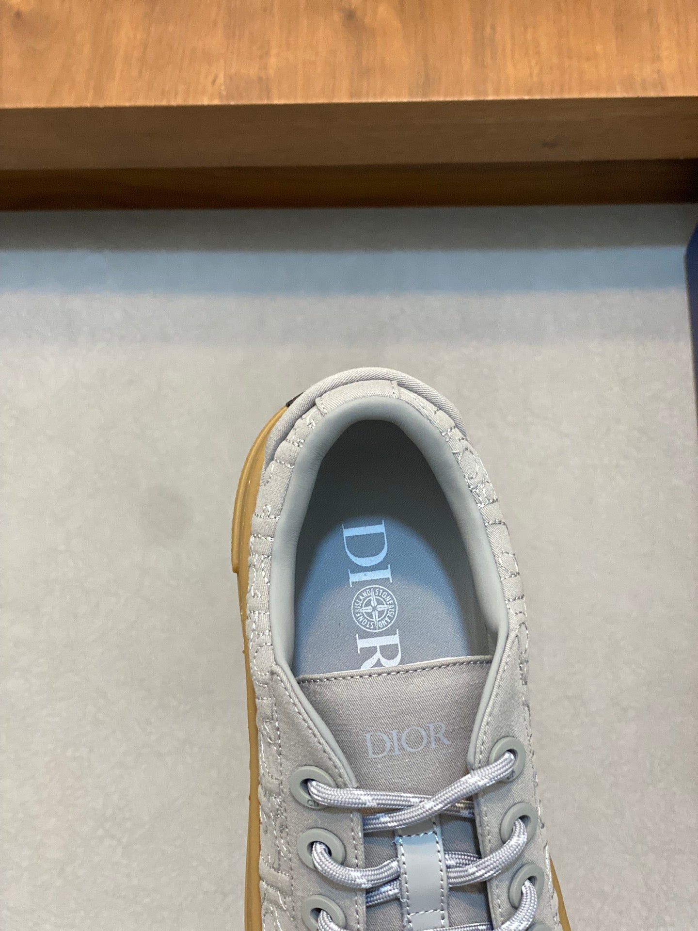 DIOR sneakers 125