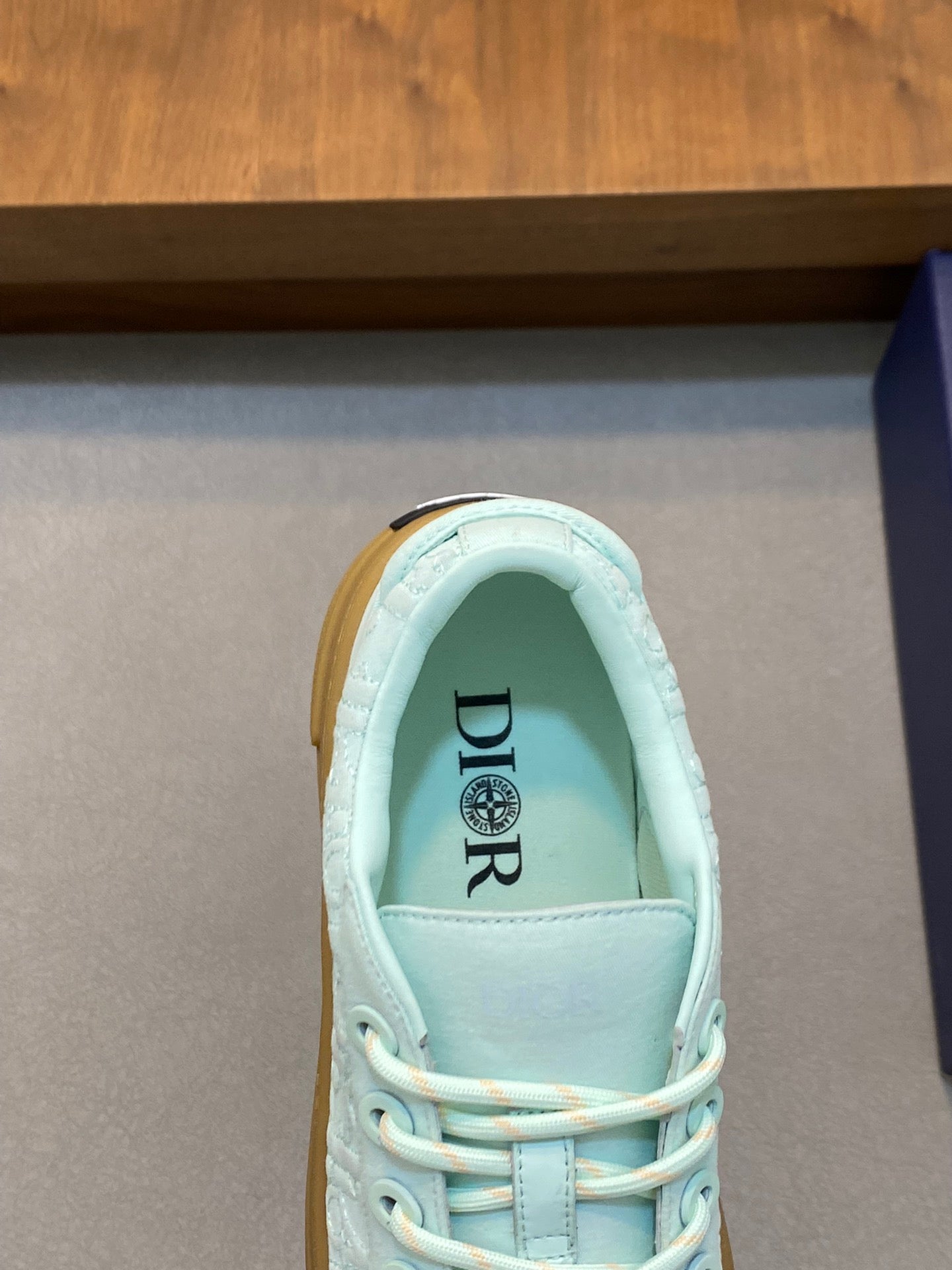 DIOR sneakers 127