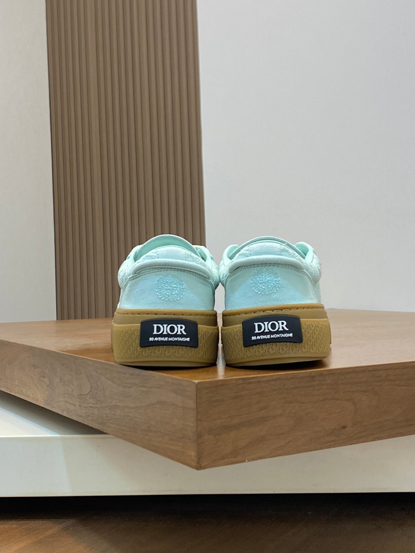 DIOR sneakers 127