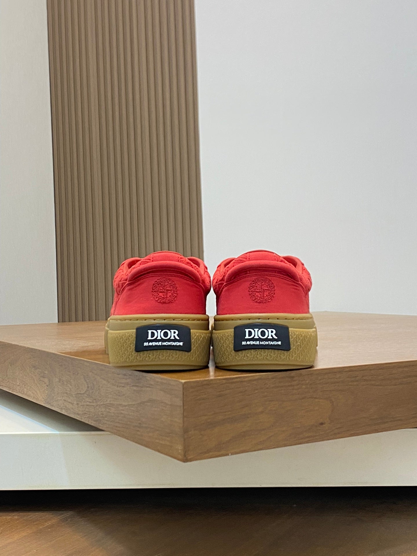 DIOR sneakers 128