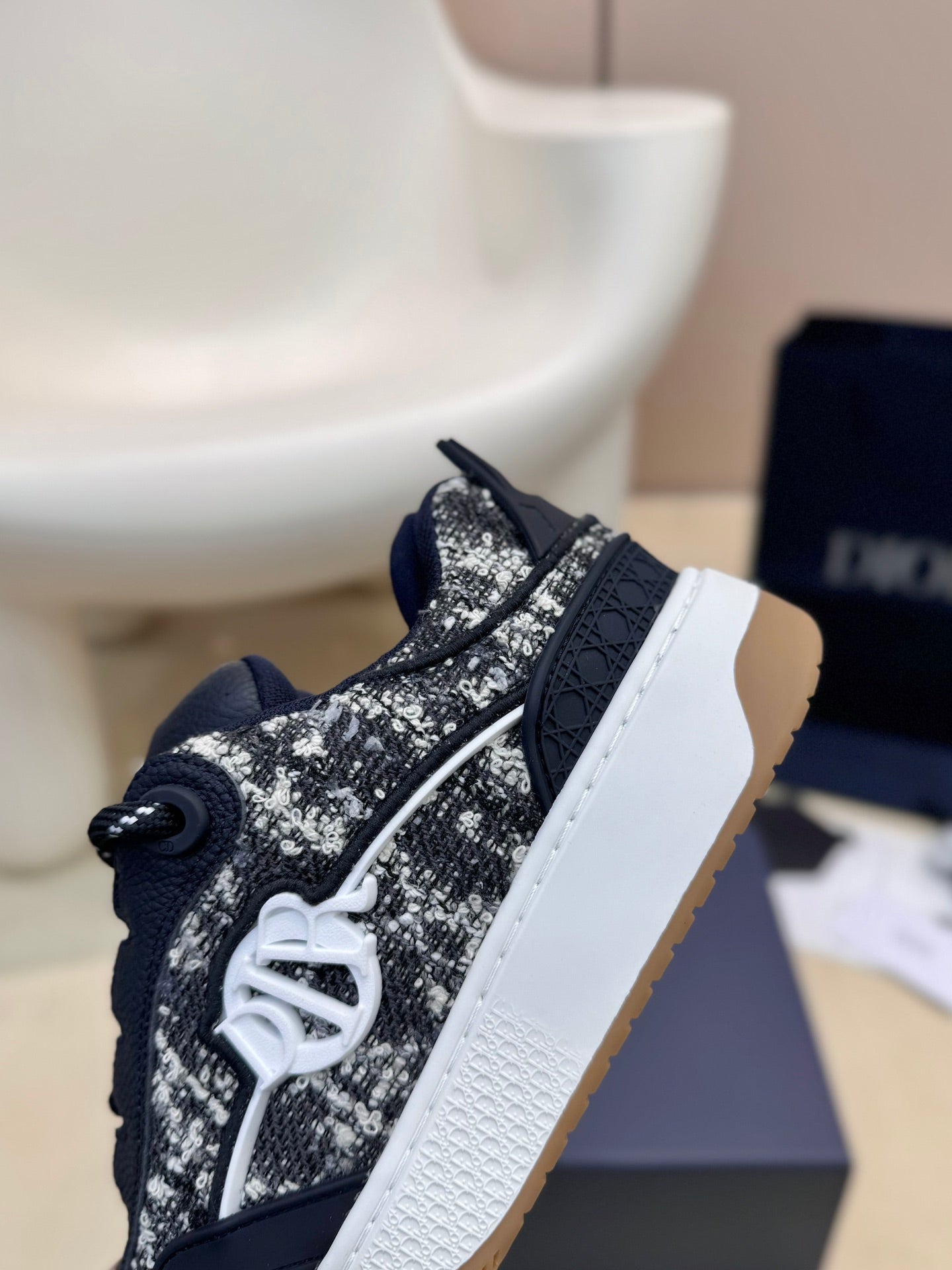 DIOR sneakers 131