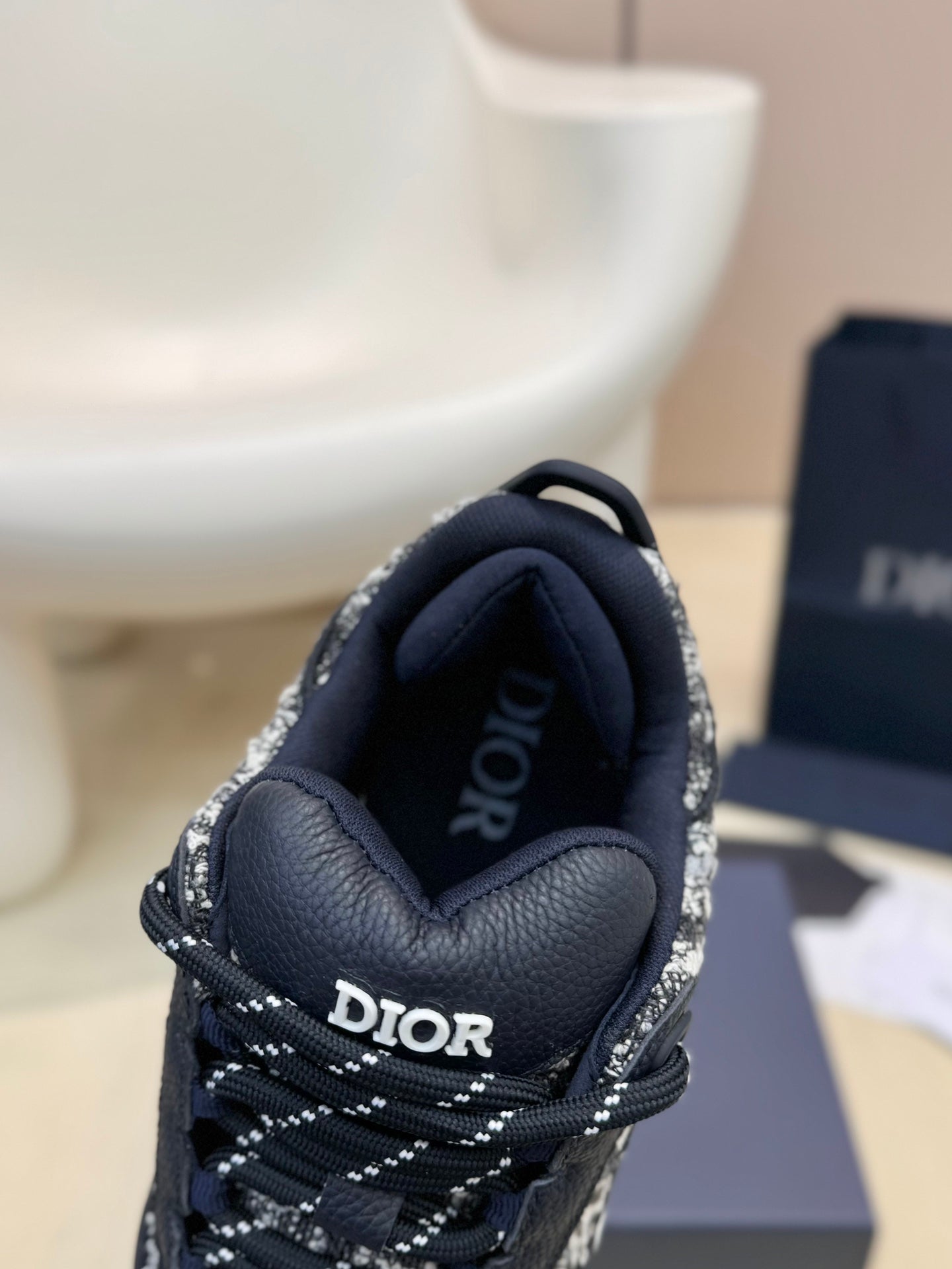 DIOR sneakers 131