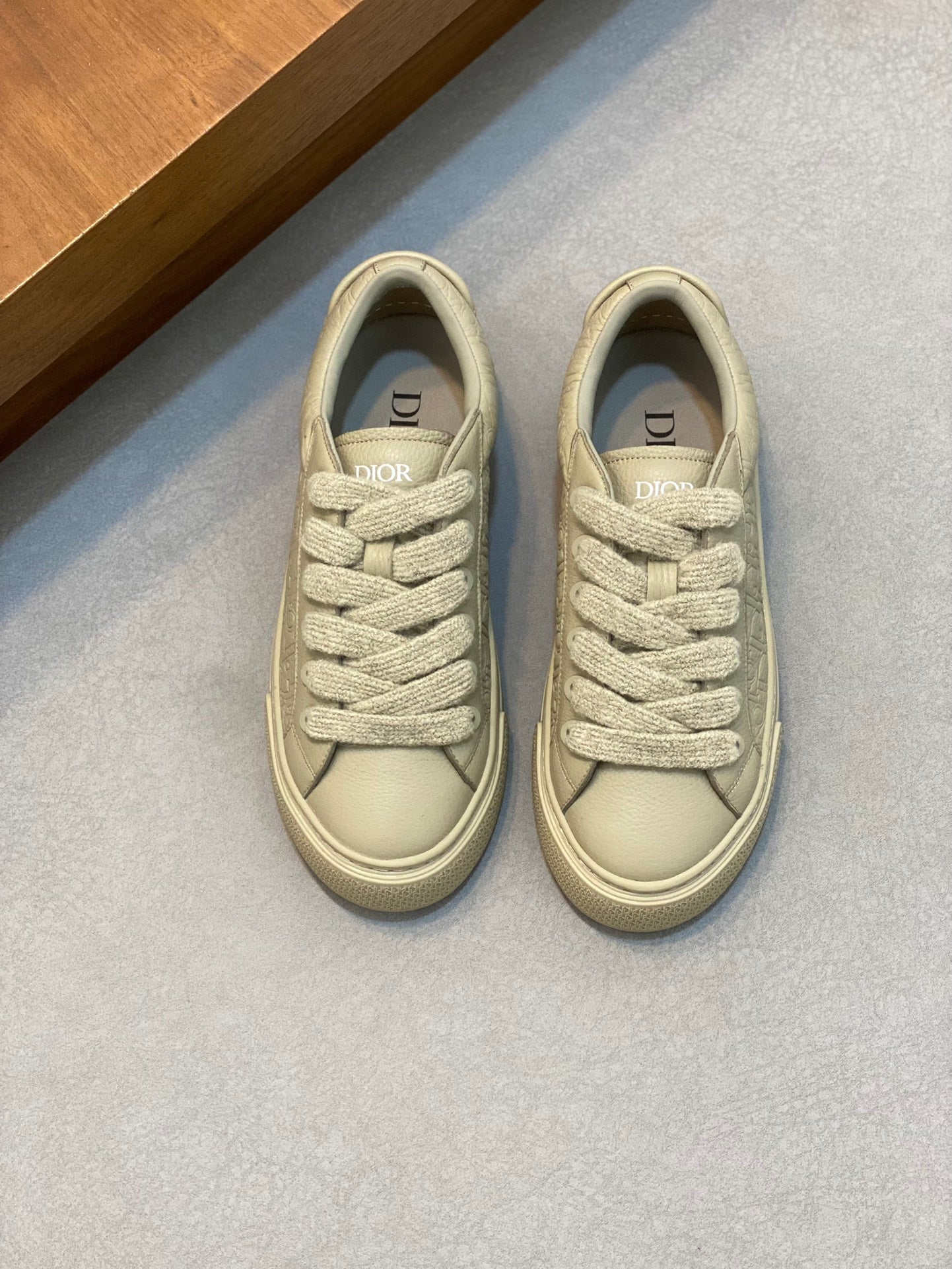 DIOR sneakers 133