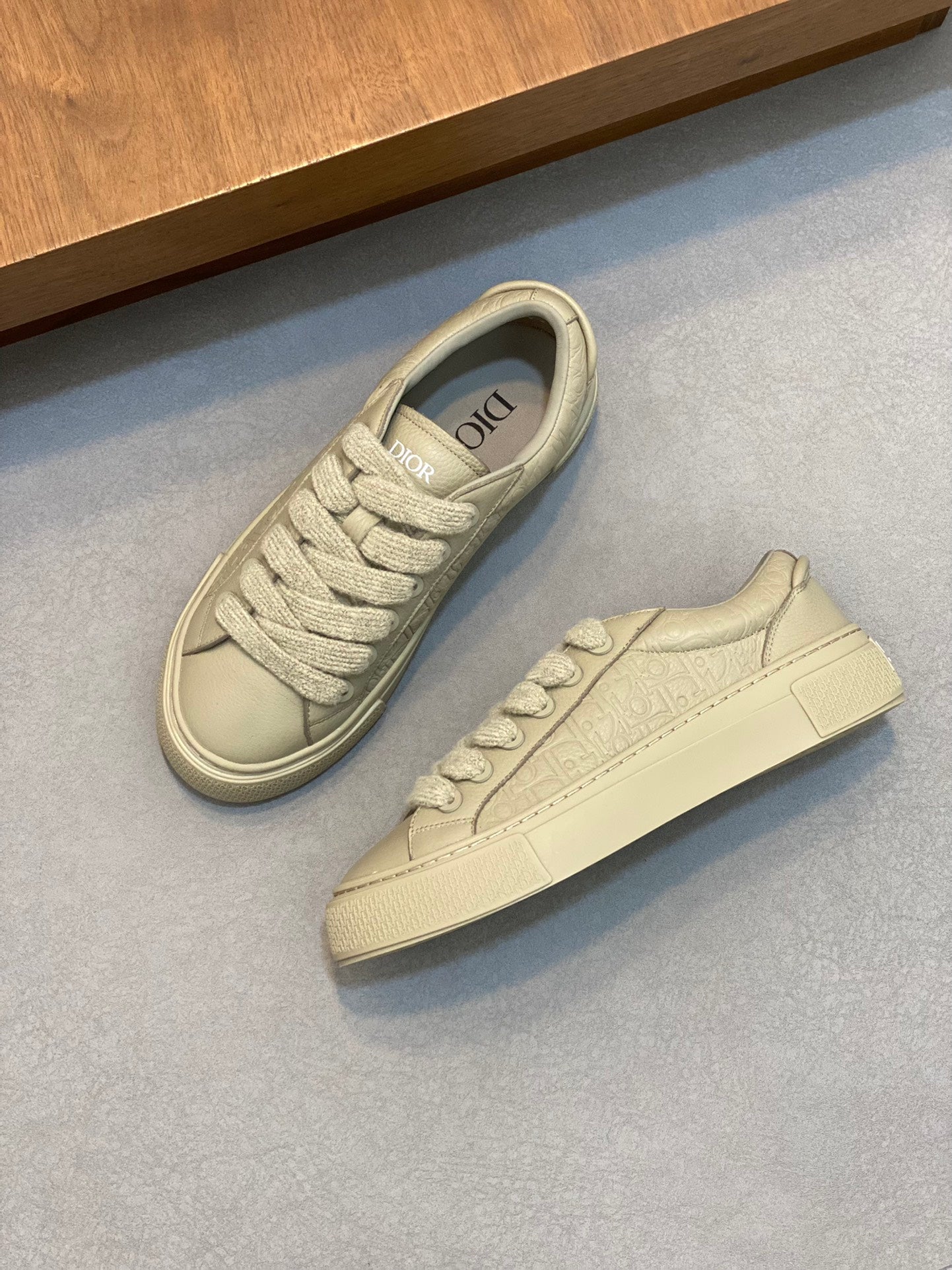 DIOR sneakers 133