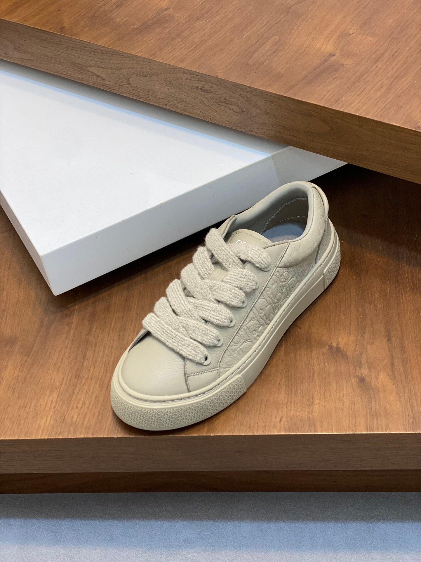 DIOR sneakers 133