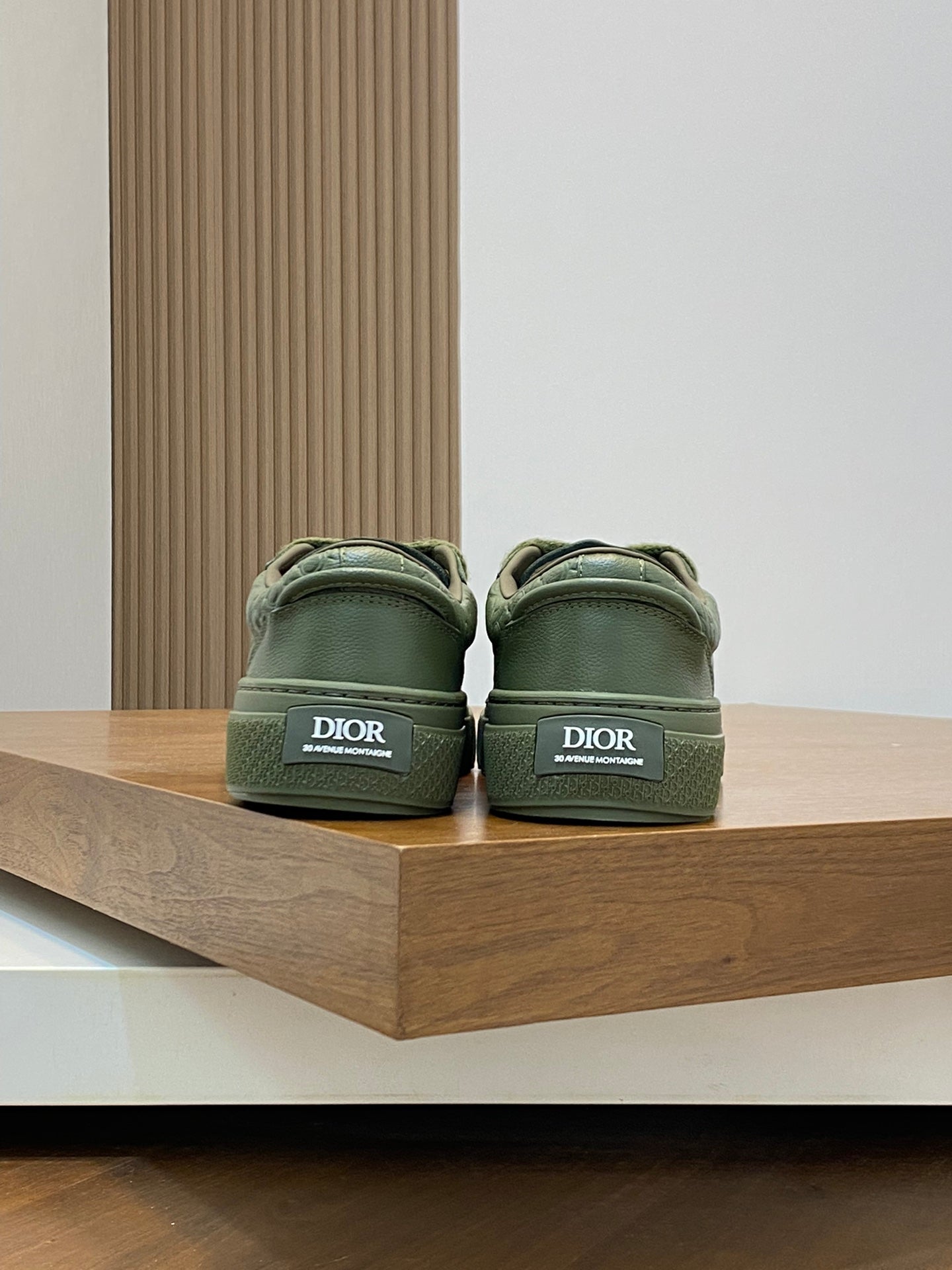 DIOR sneakers 136