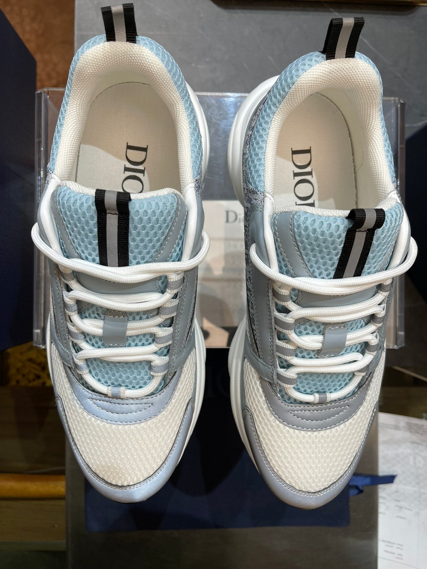 DIOR sneakers 141