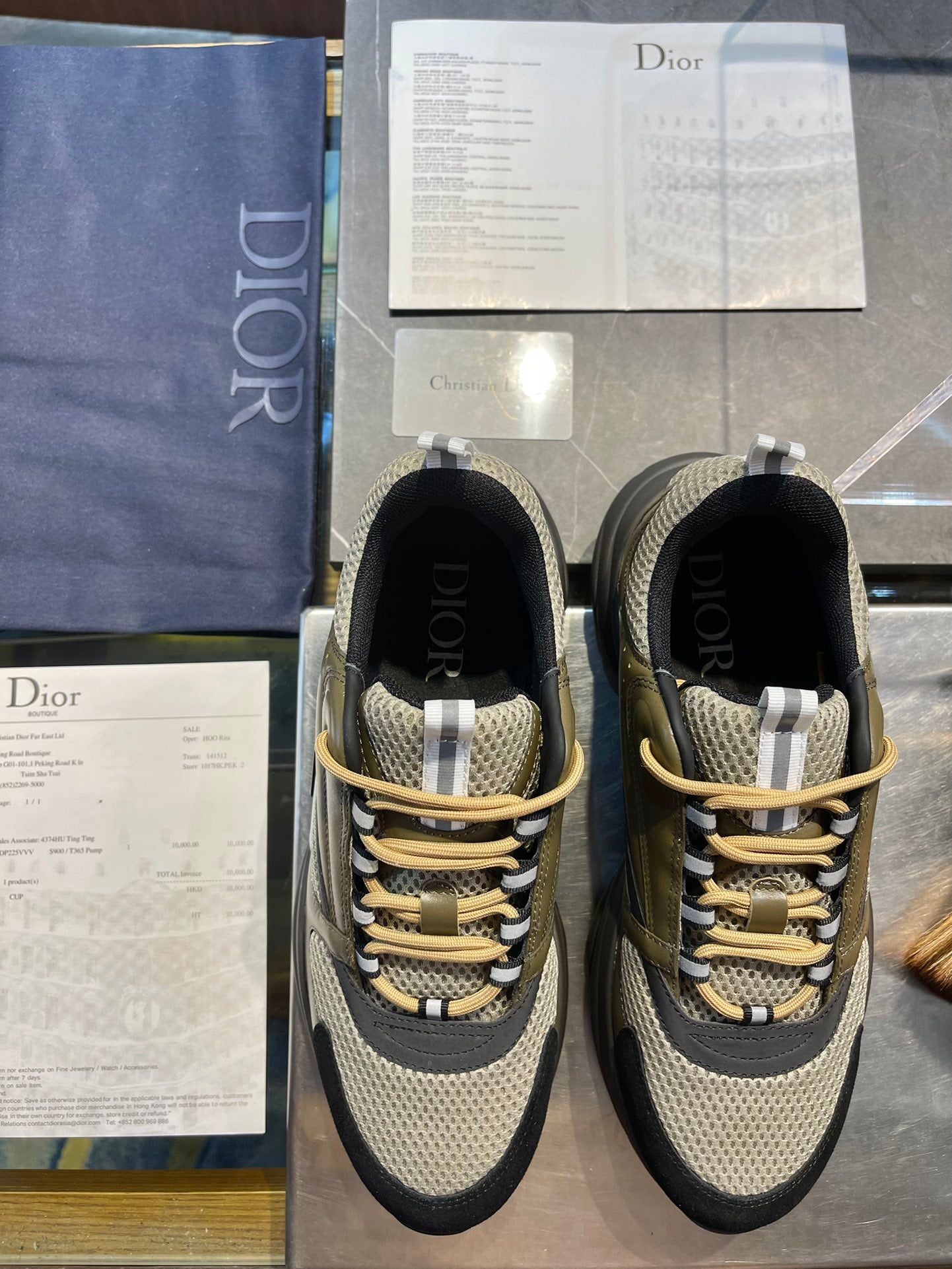 DIOR sneakers 142
