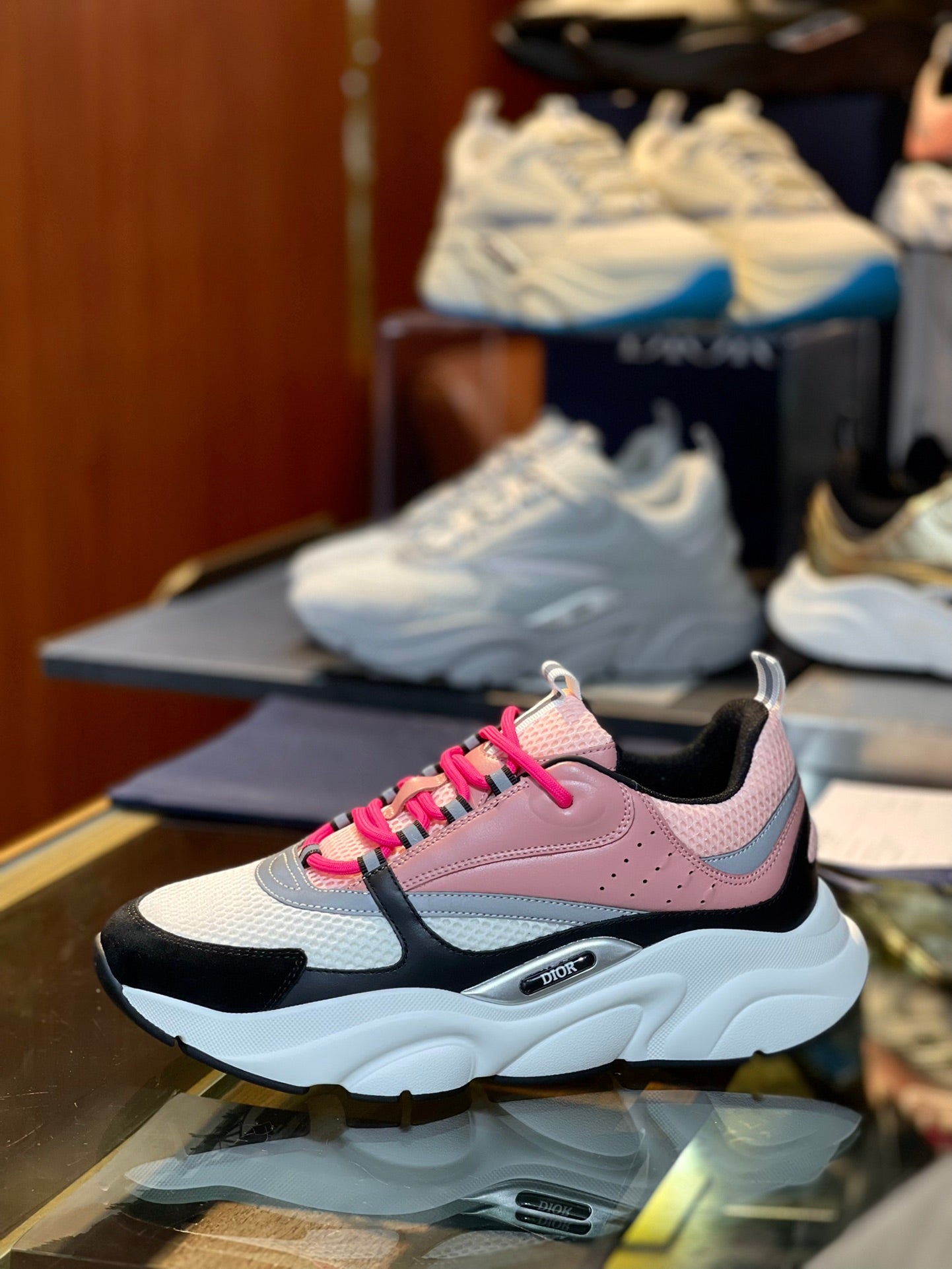 DIOR sneakers 142