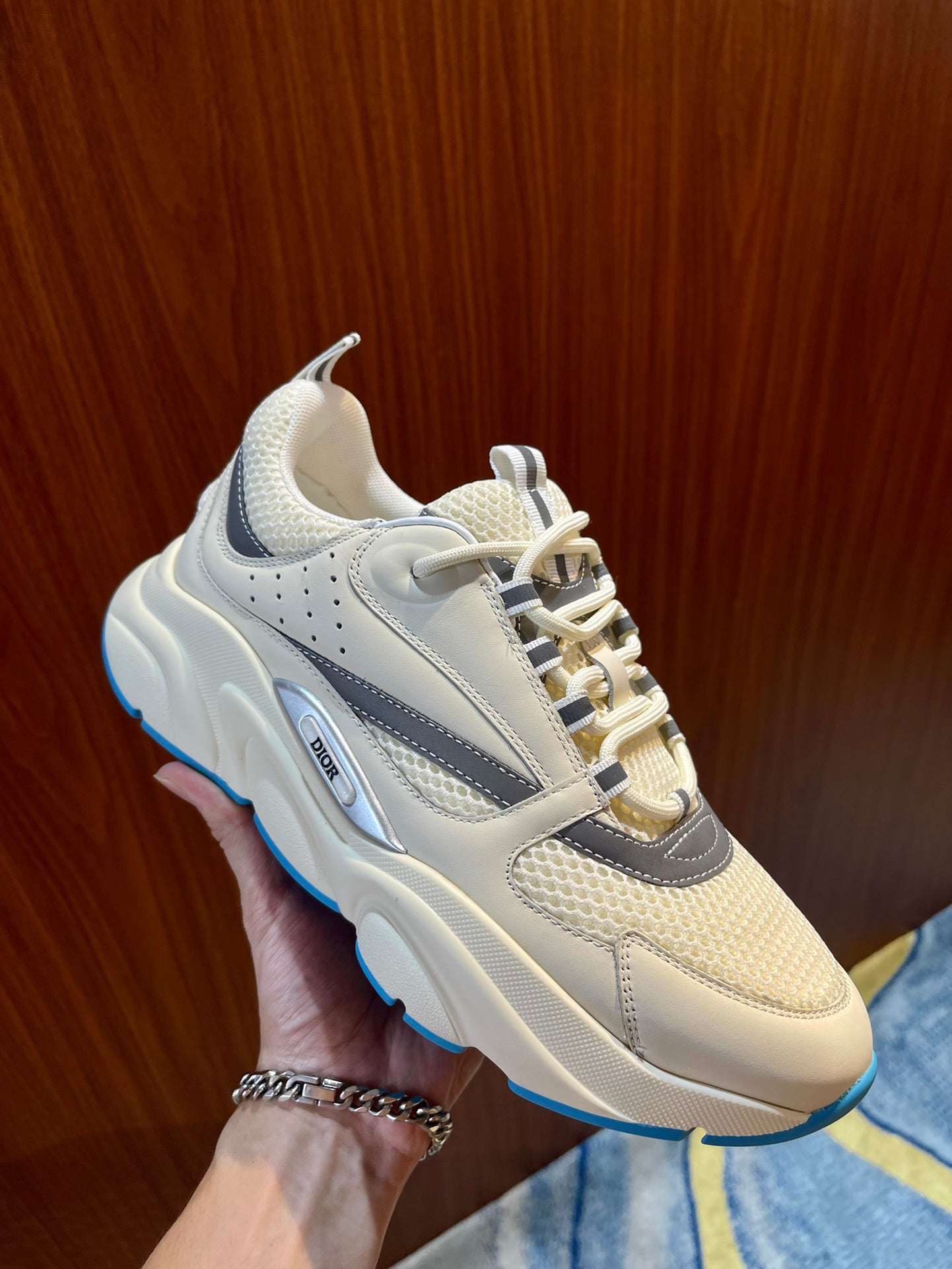 DIOR sneakers 143
