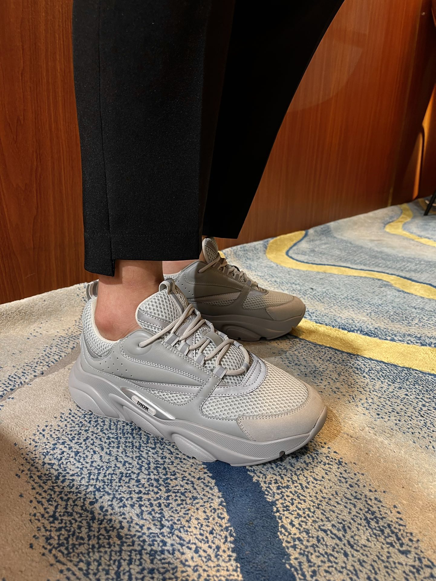 DIOR sneakers 144
