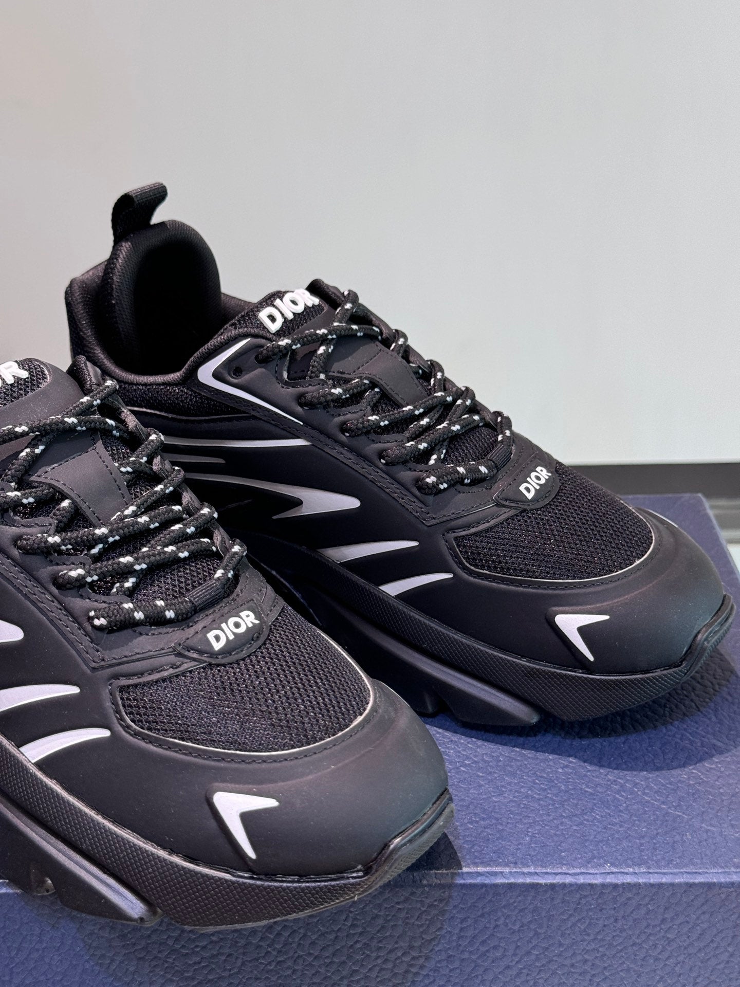 DIOR sneakers 148