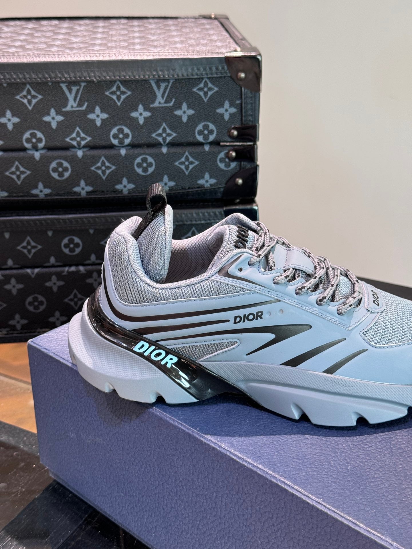 DIOR sneakers 149