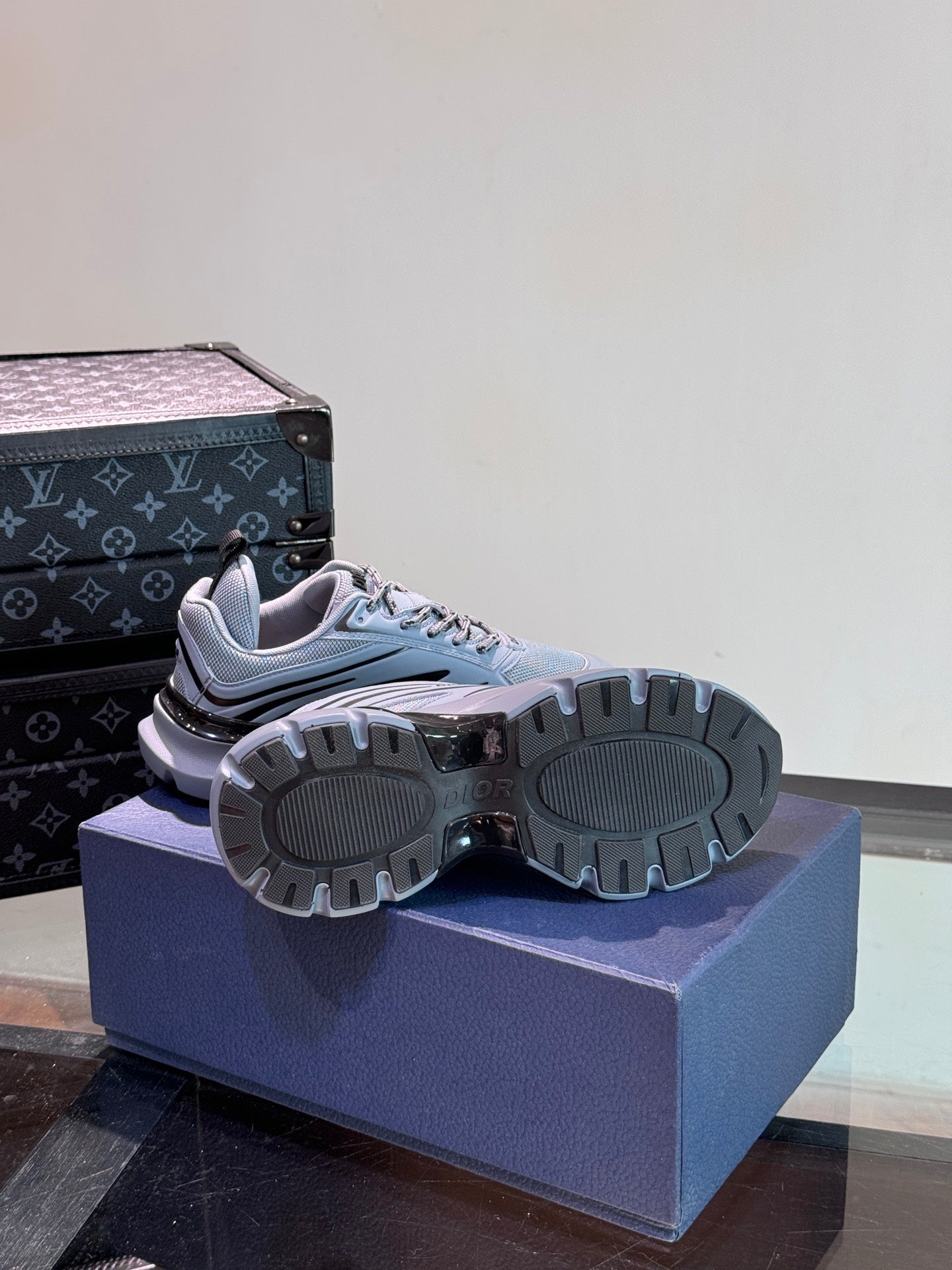 DIOR sneakers 149
