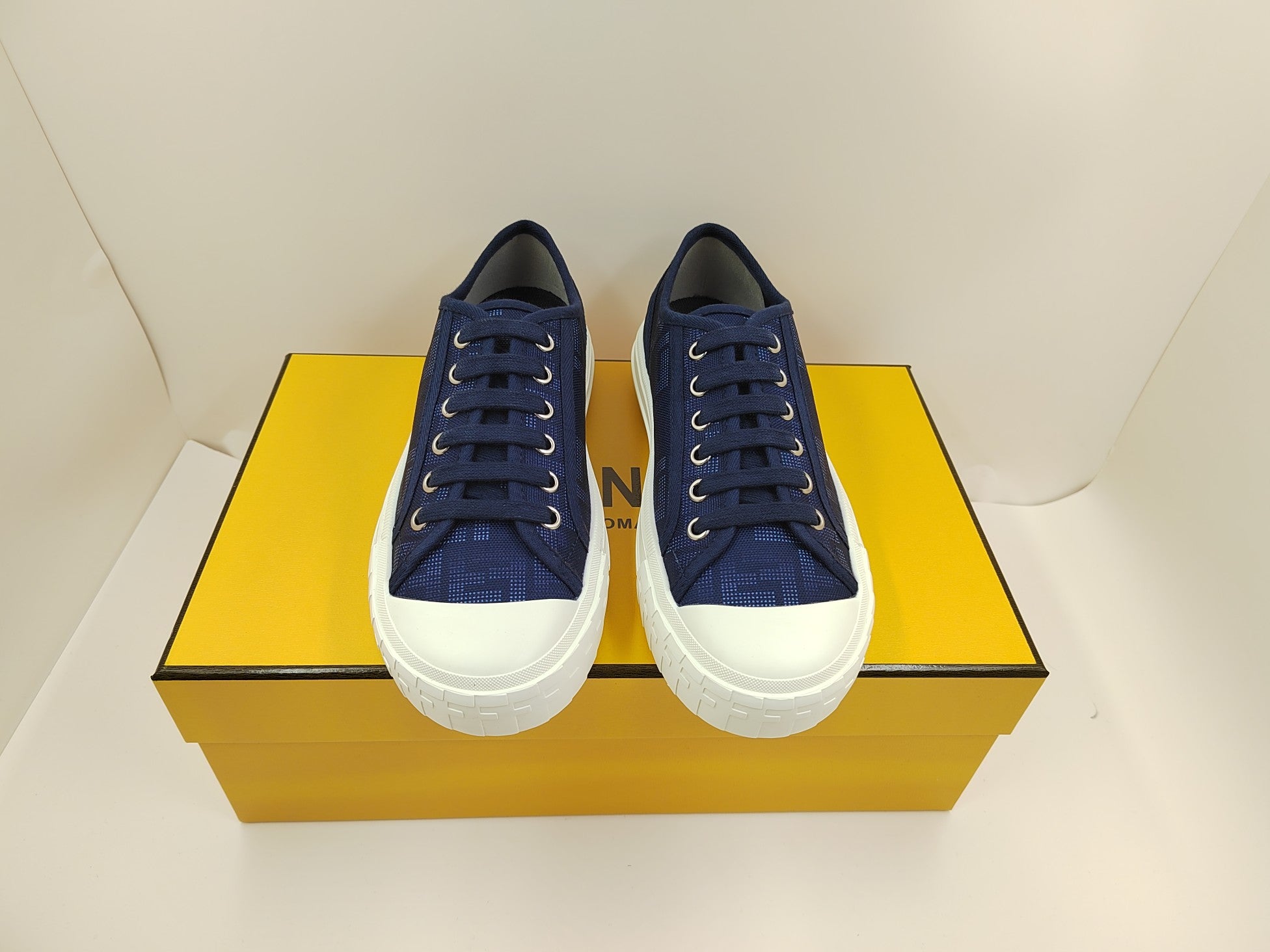 FENDI sneakers 6