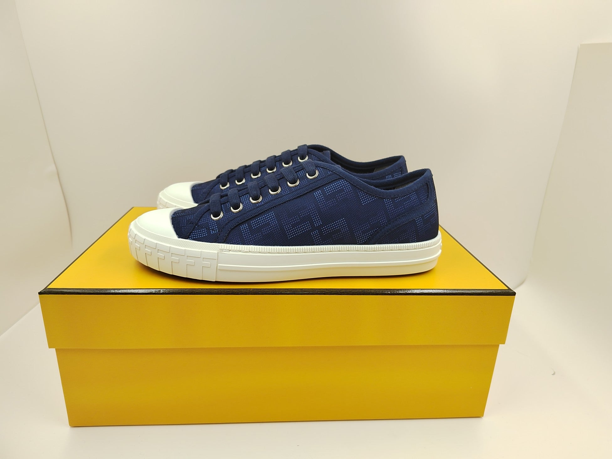FENDI sneakers 6