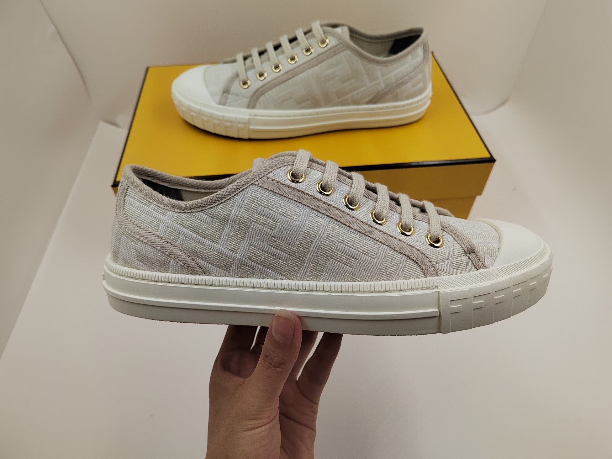 FENDI sneakers 7