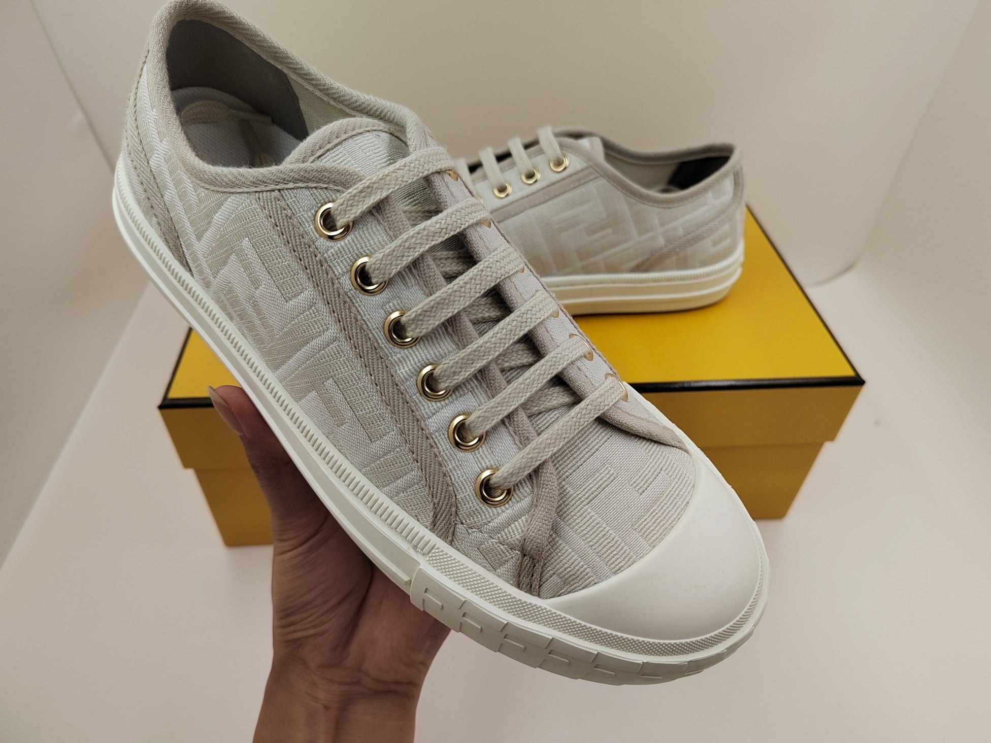 FENDI sneakers 7