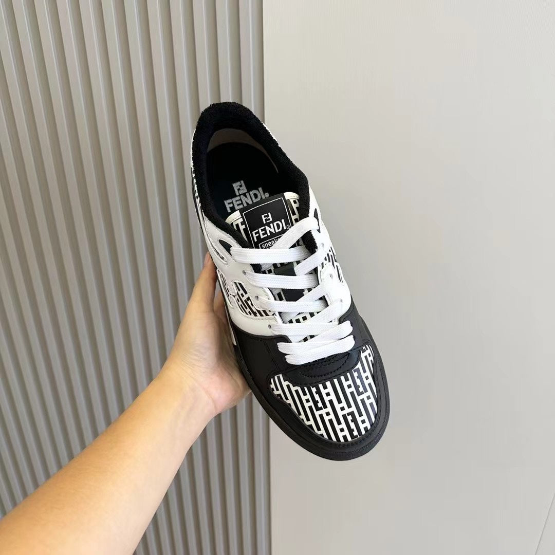 FENDI sneakers 12
