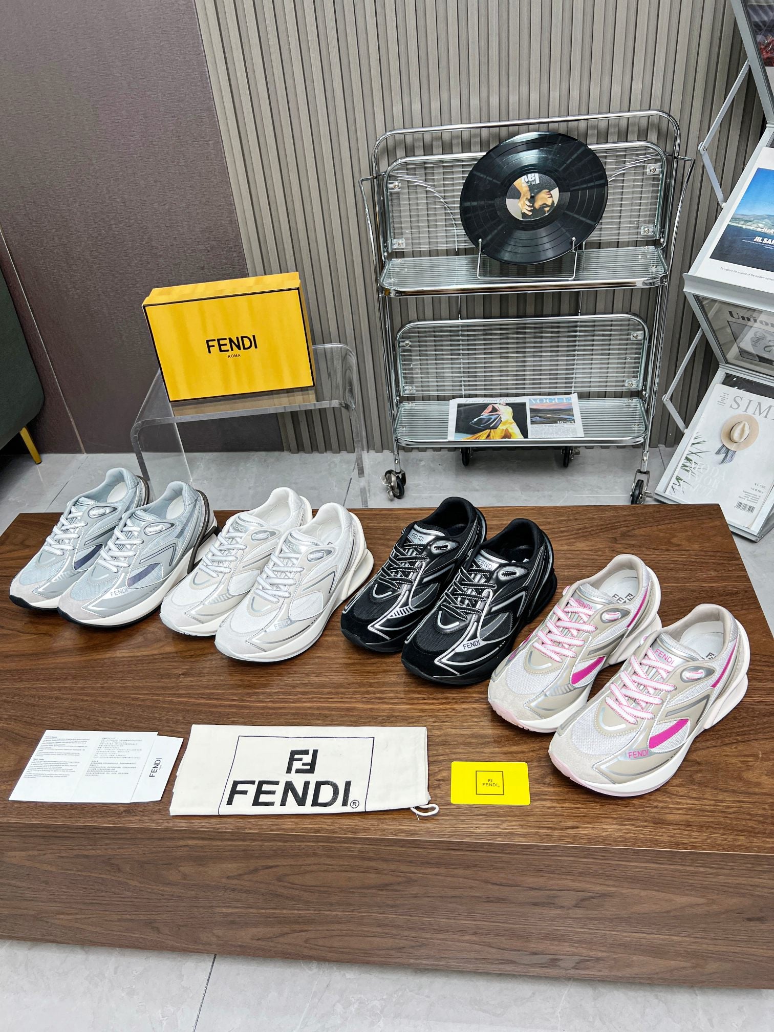 FENDI sneakers 15