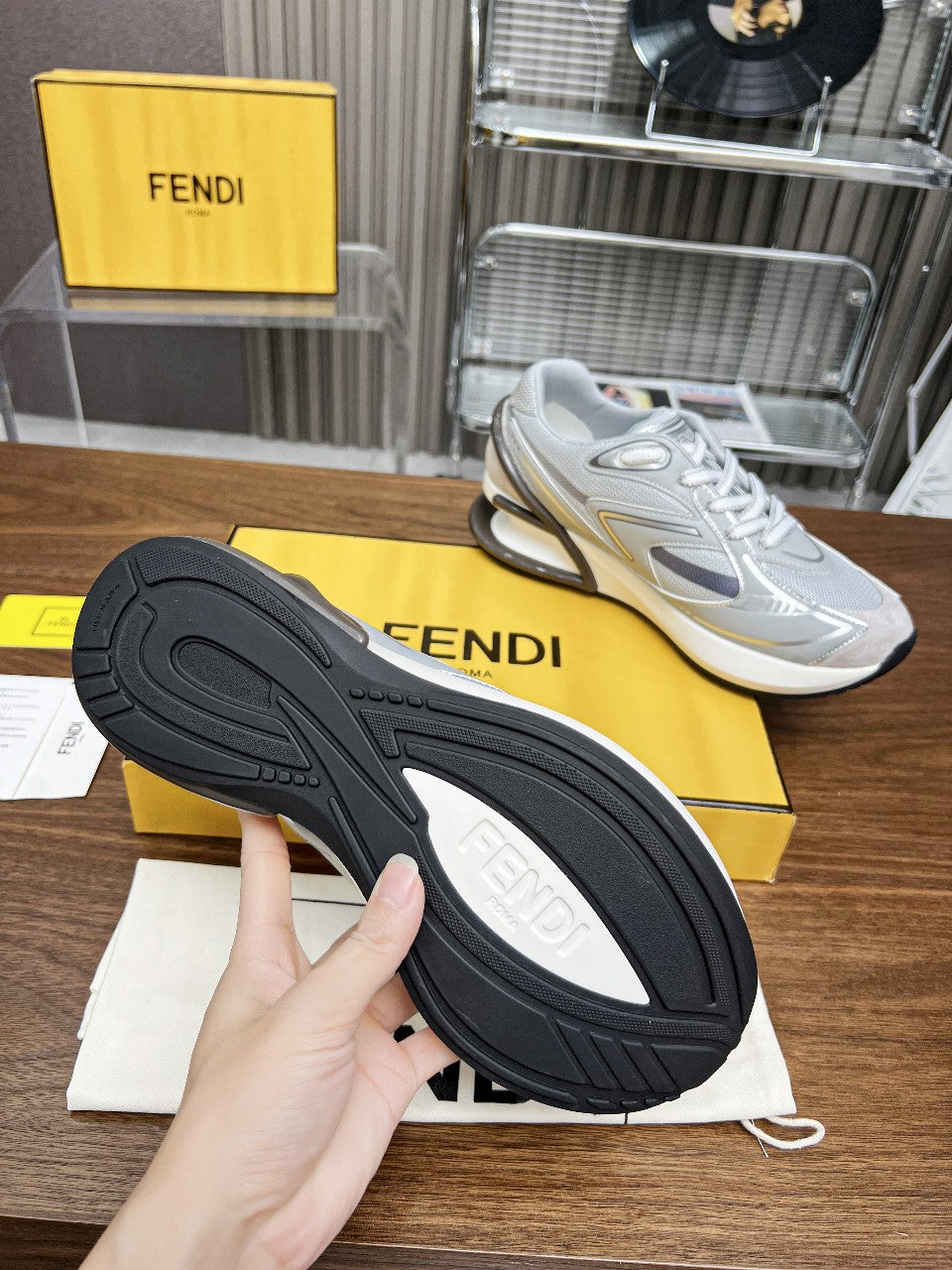 FENDI sneakers 15
