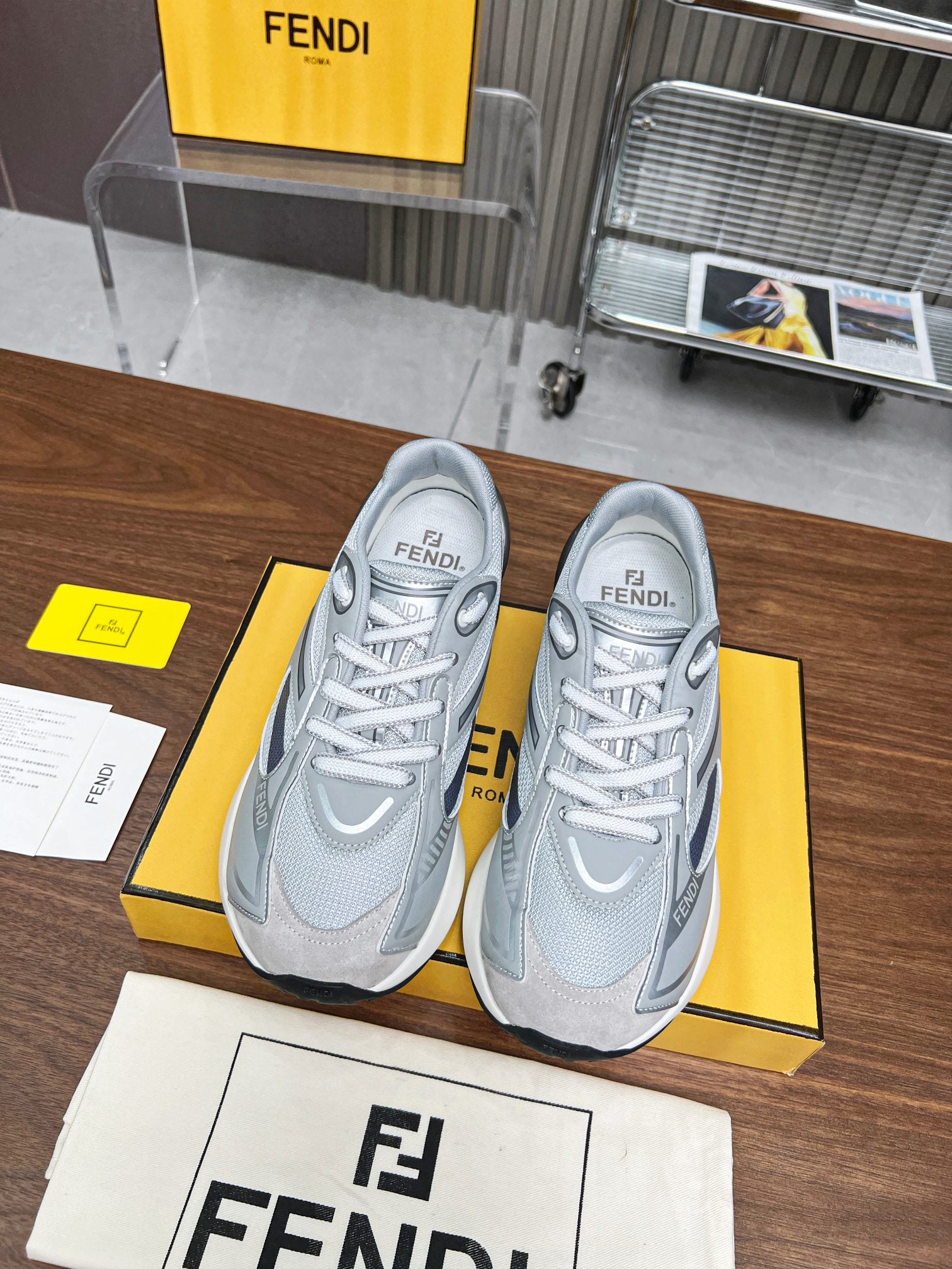 FENDI sneakers 15