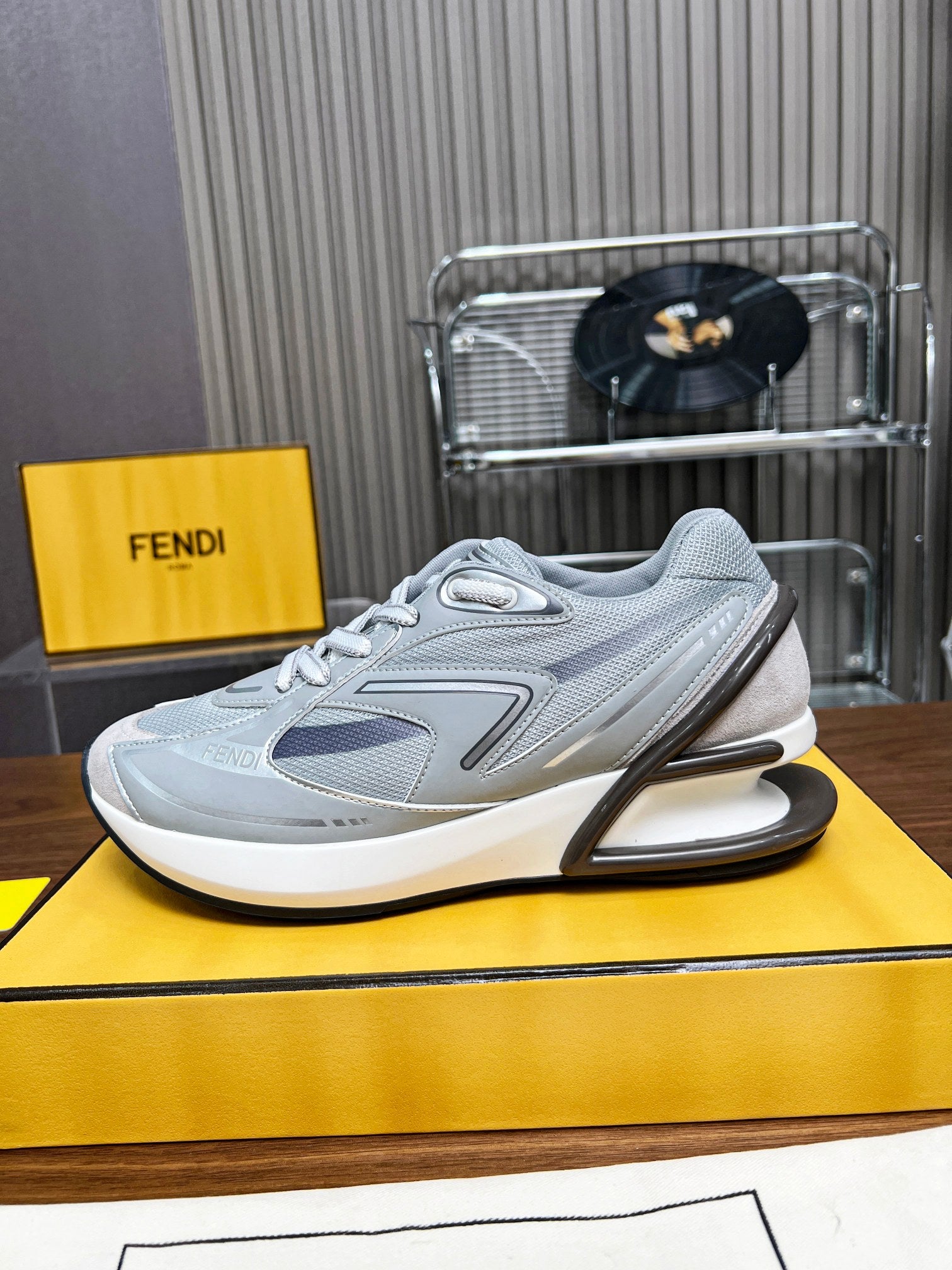 FENDI sneakers 15