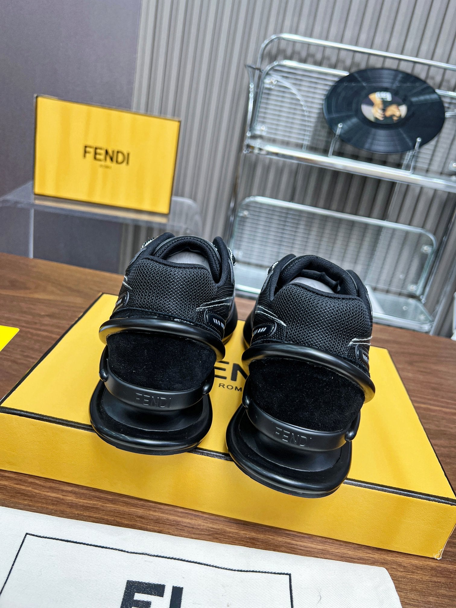 FENDI sneakers 16
