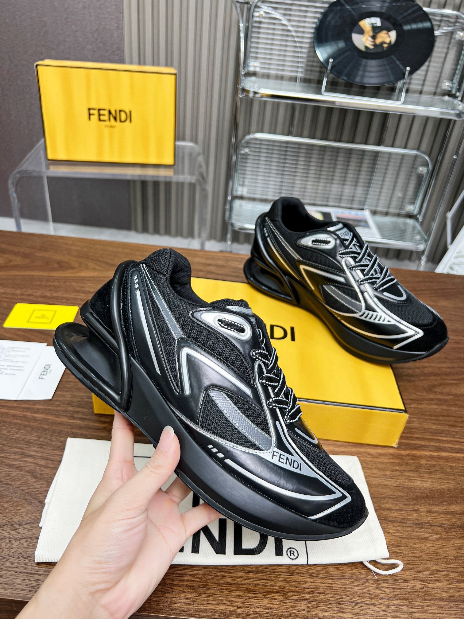 FENDI sneakers 16