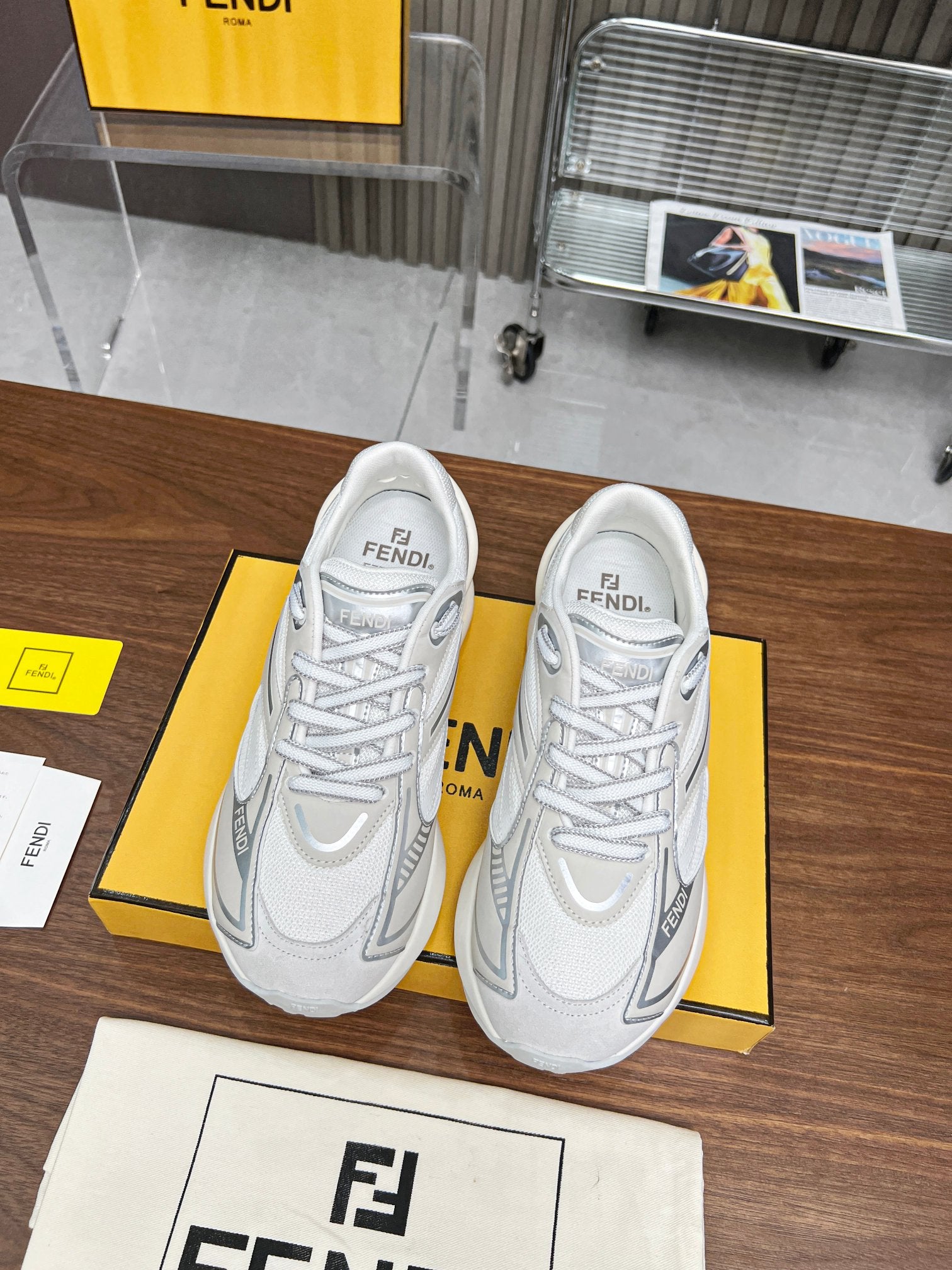 FENDI sneakers 18