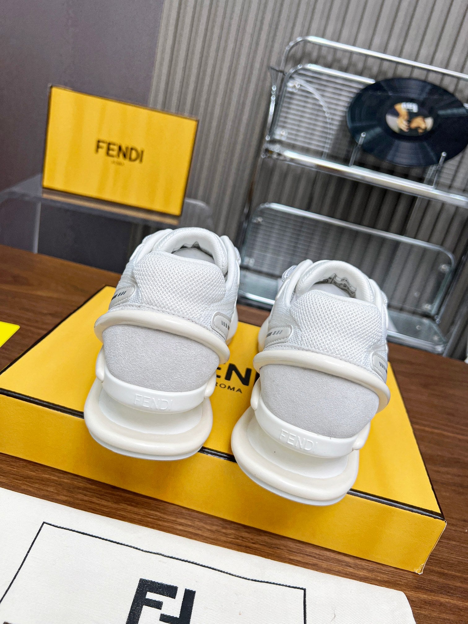 FENDI sneakers 18