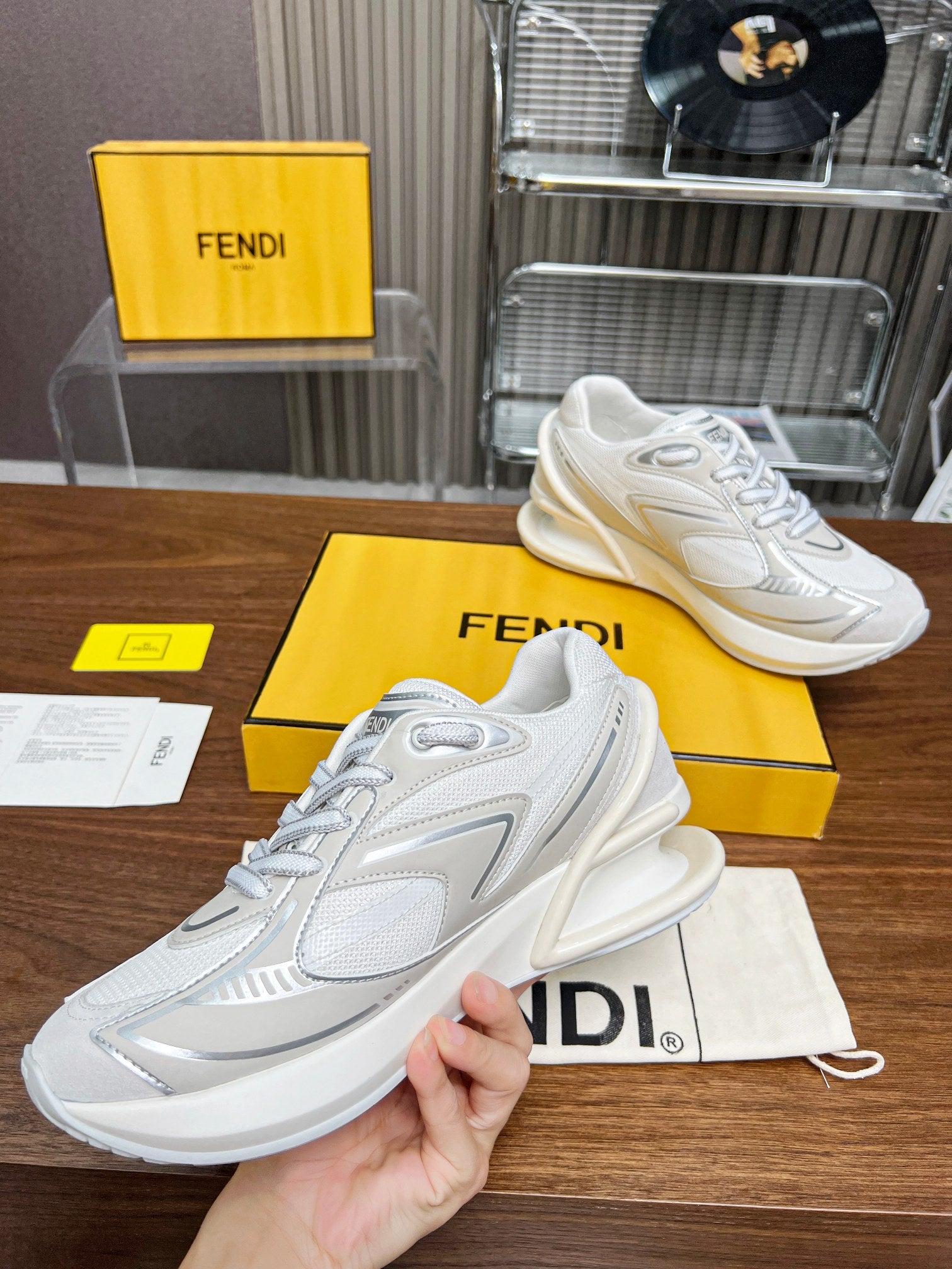 FENDI sneakers 18