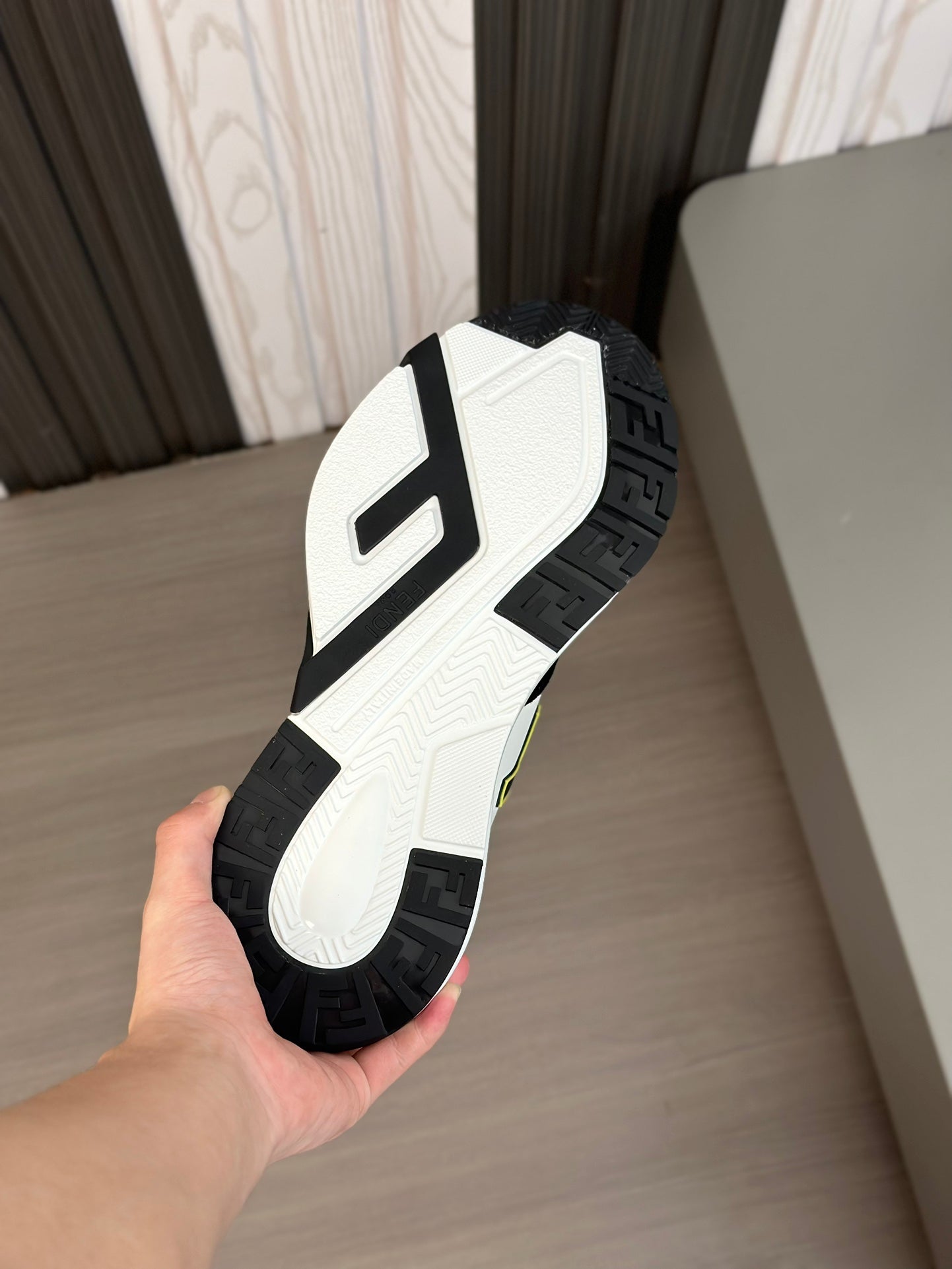 FENDI sneakers 19