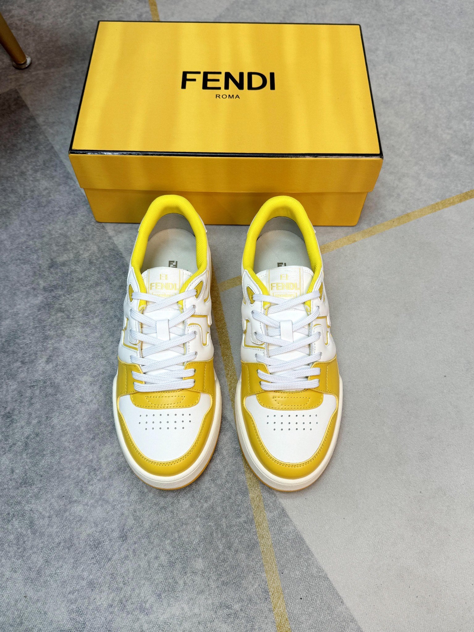 FENDI sneakers 21